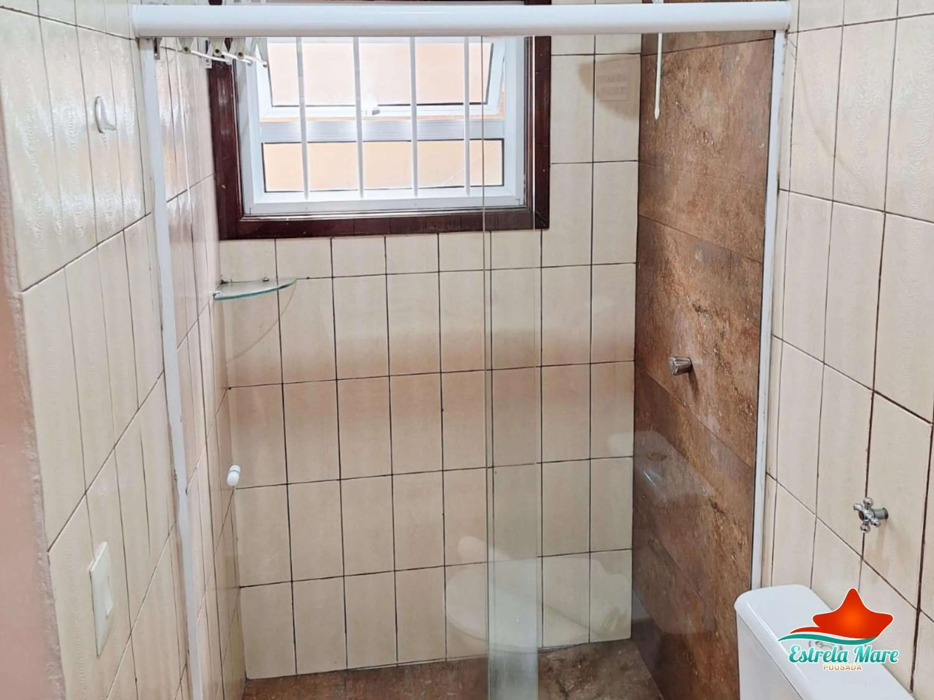 Shower in Pousada Estrela Mare