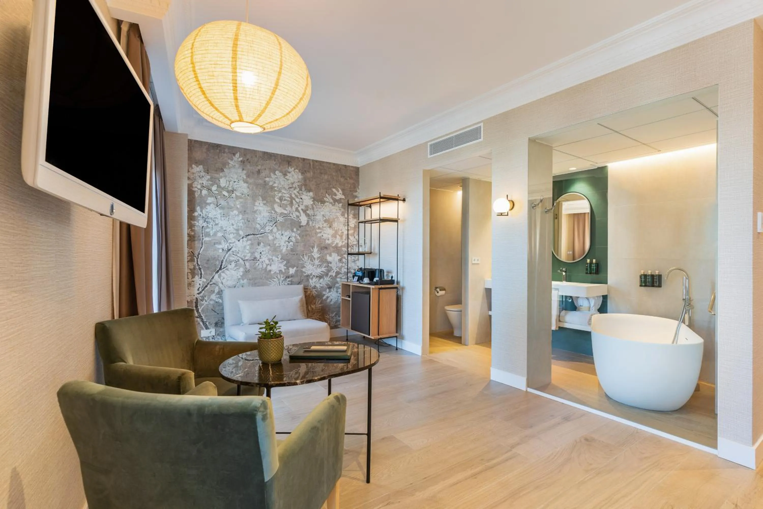 Bathroom in Melia Plaza Valencia