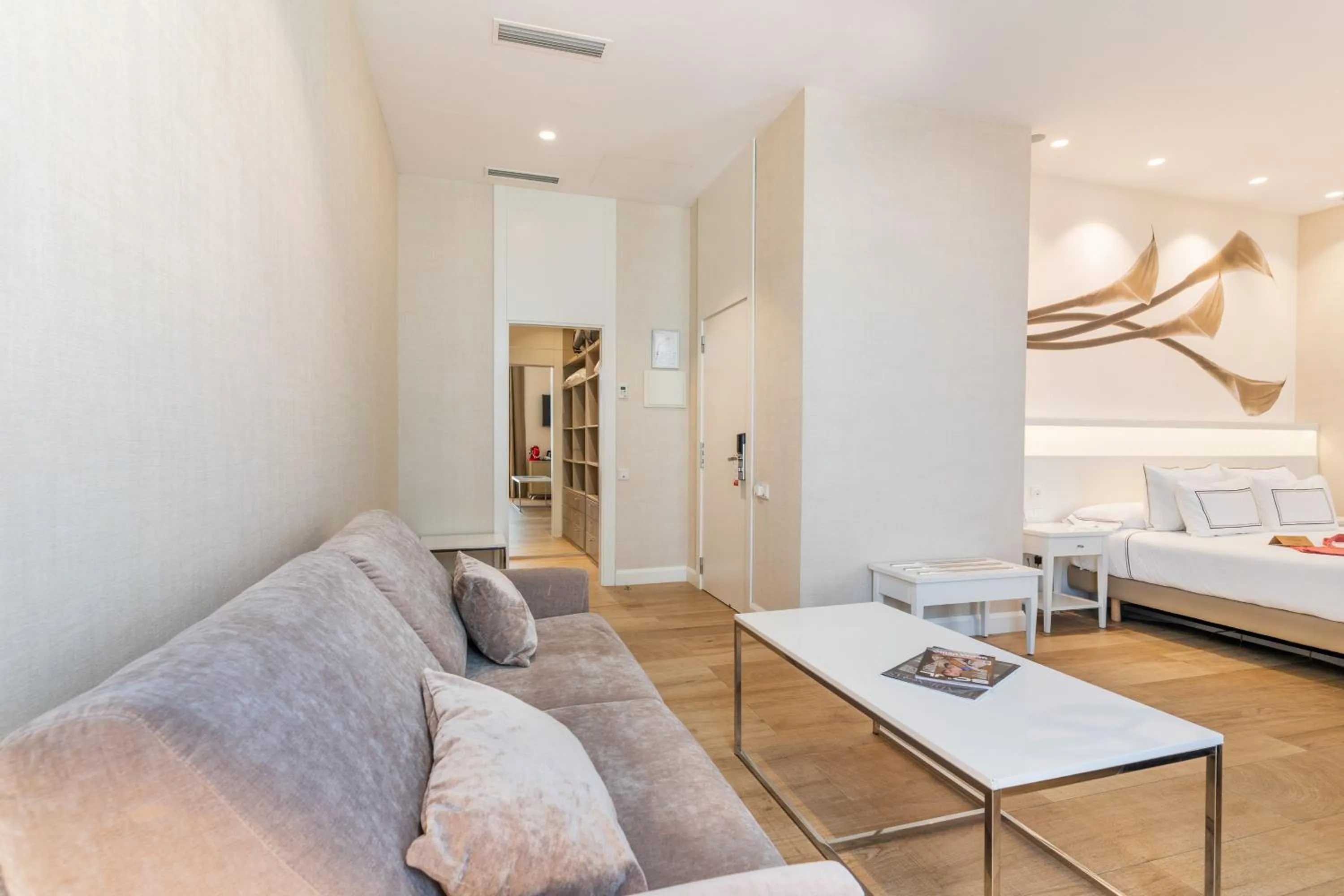 Bed in Melia Plaza Valencia