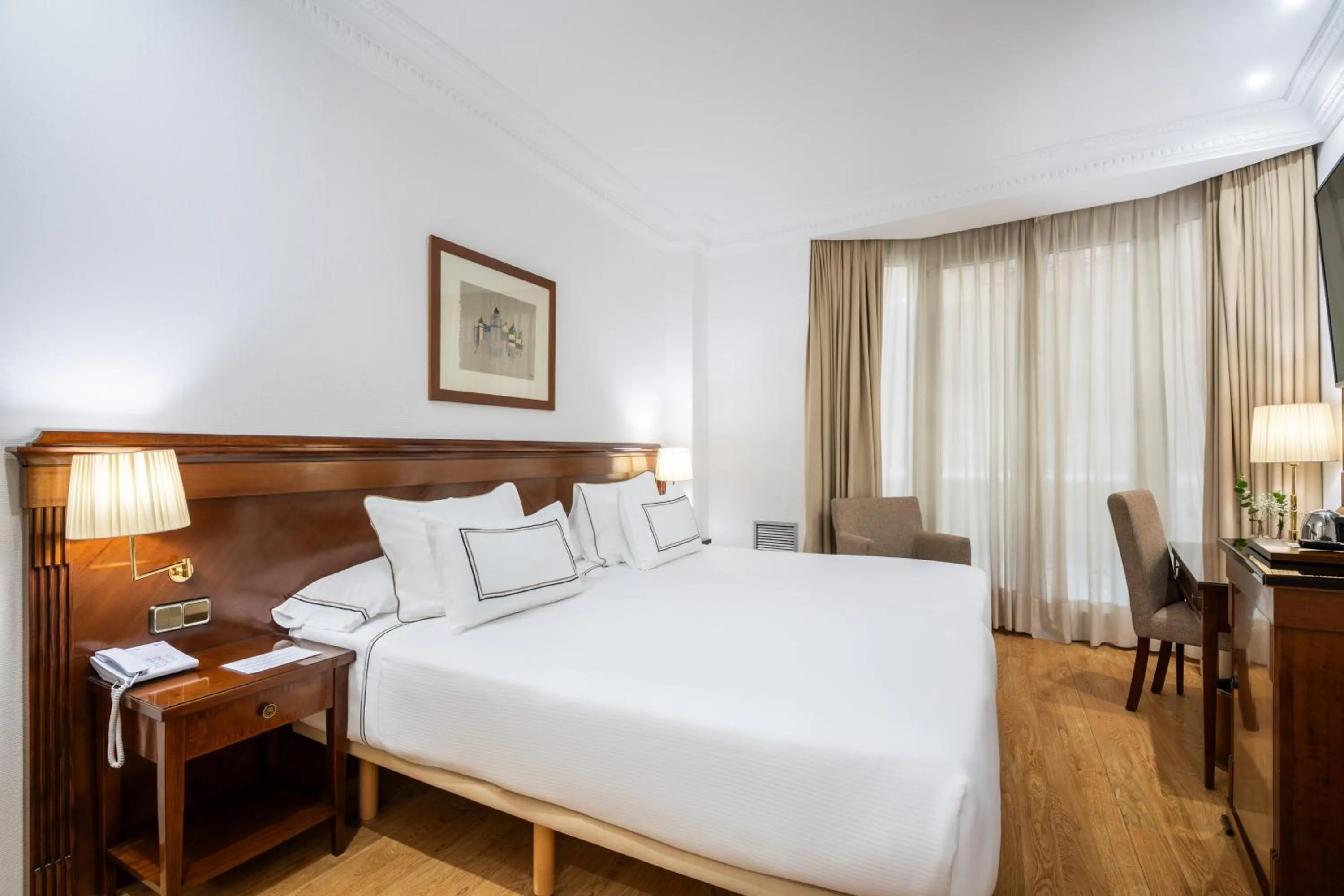 Bed in Melia Plaza Valencia
