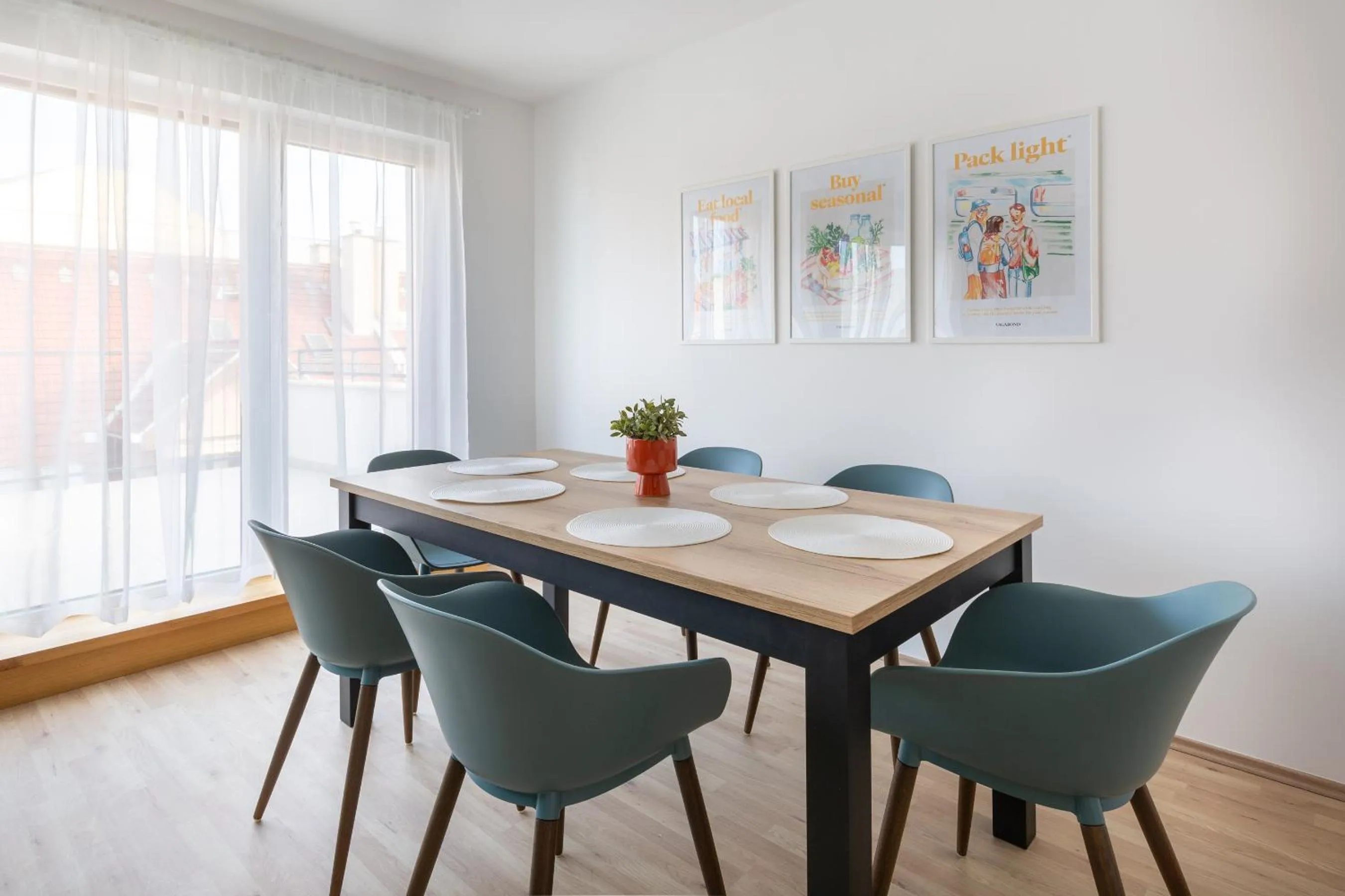 Living room in Hock Residence by Vagabond