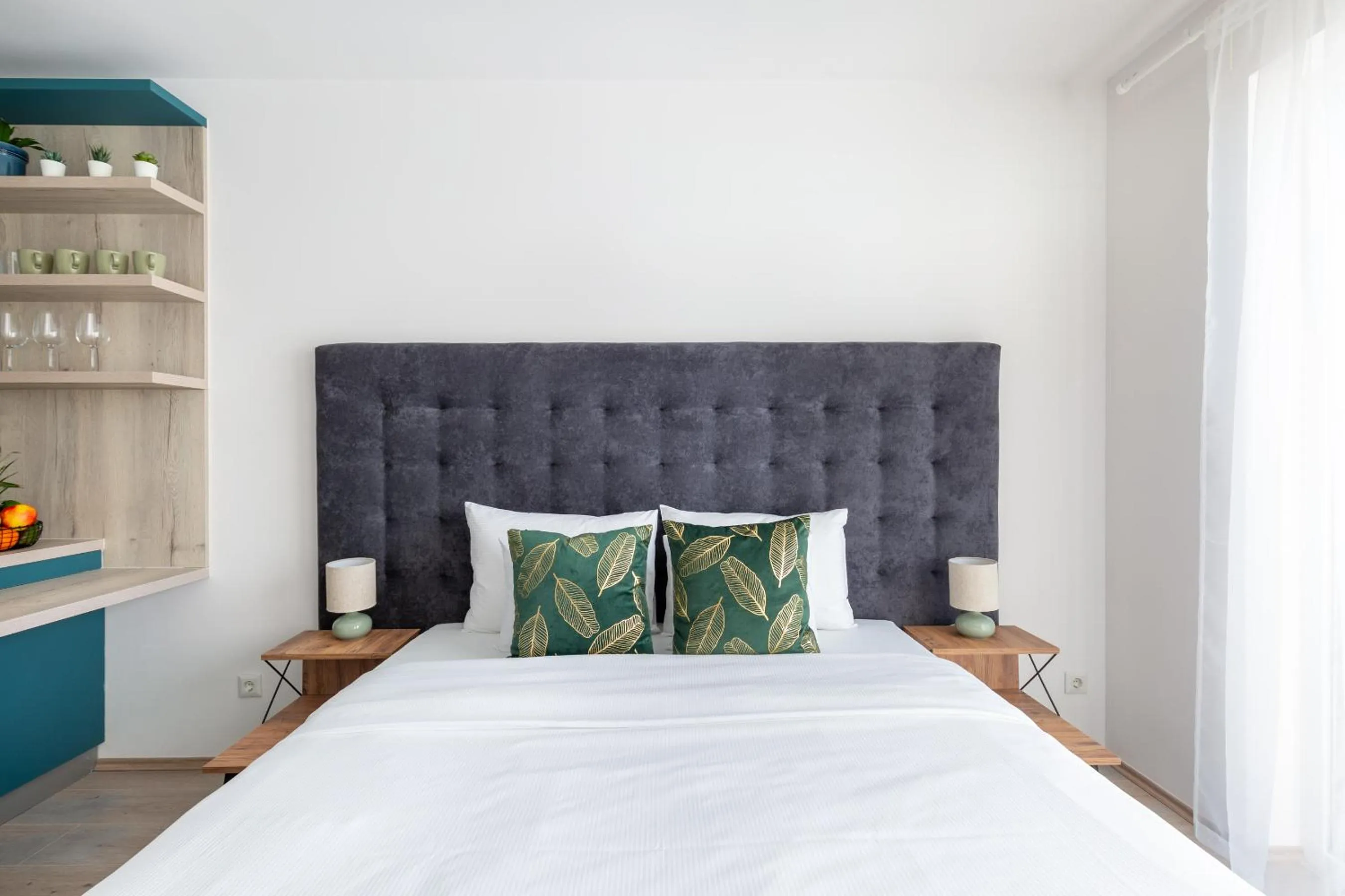 Photo of the whole room, Bed in Hock Residence by Vagabond