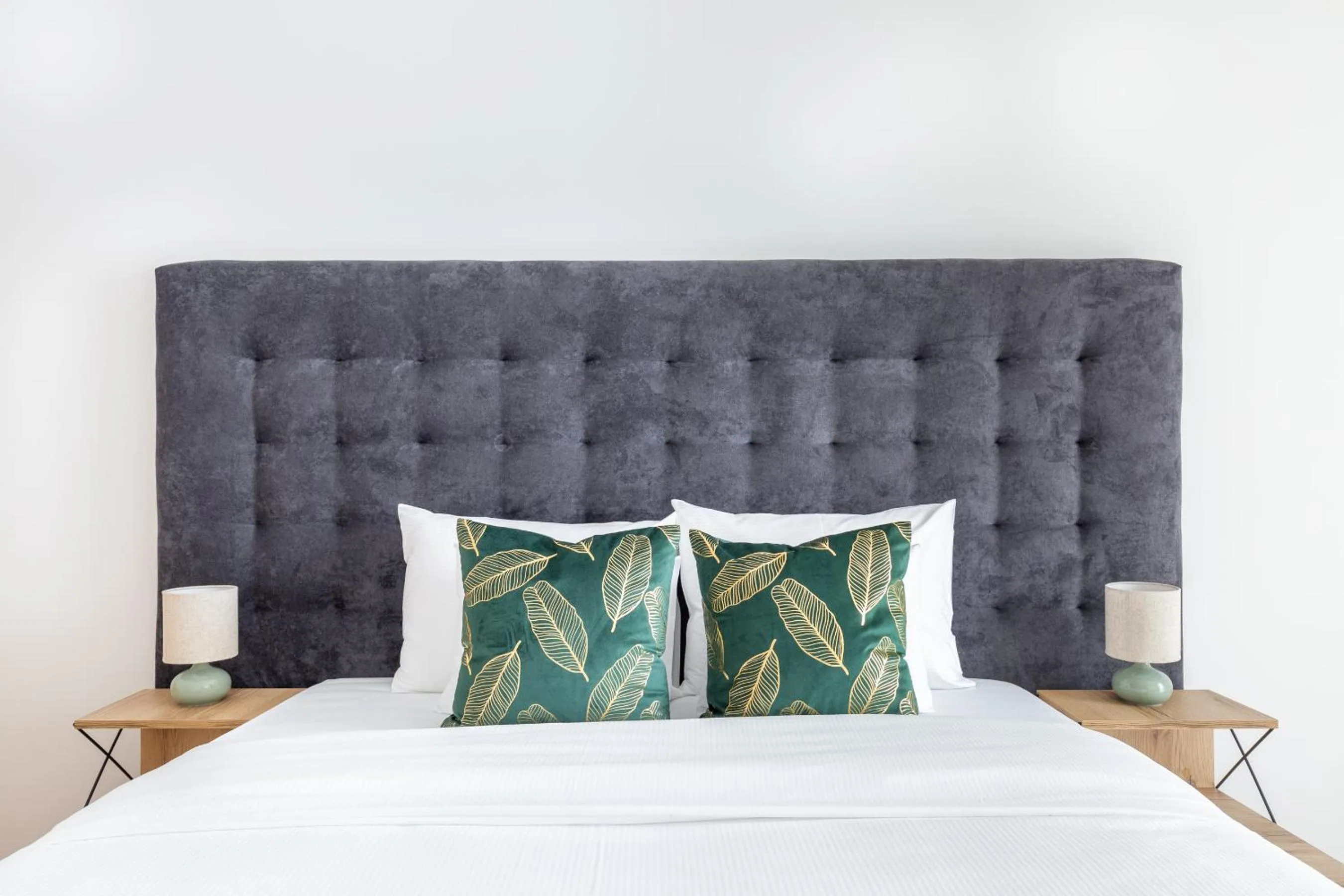 Bed in Hock Residence by Vagabond