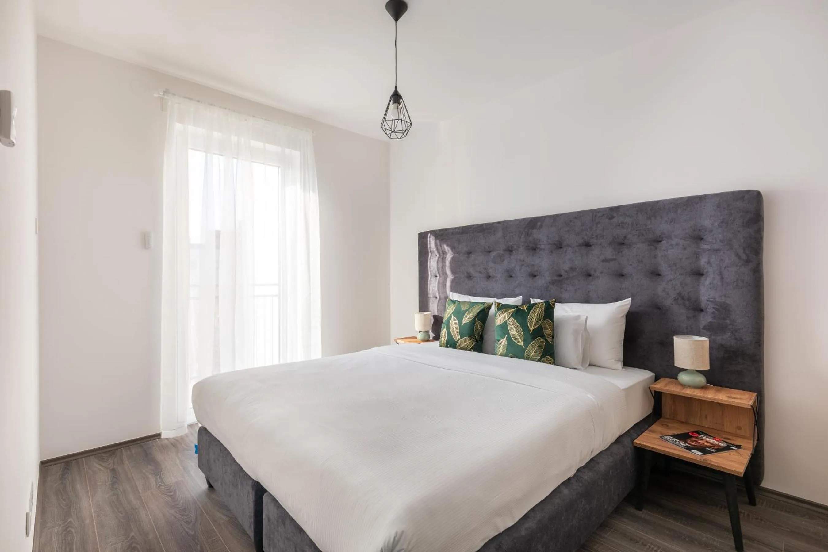 Bed in Hock Residence by Vagabond