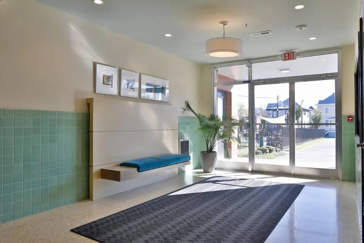 Bed in The West End Flats Hotel