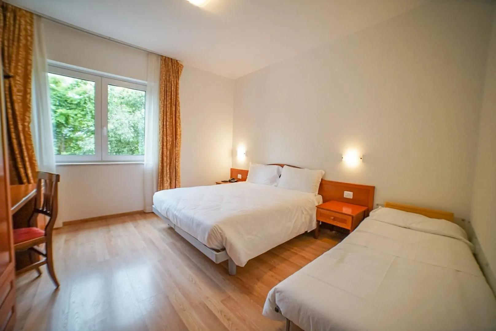 Bed in Hotel Nuova Barcaccia