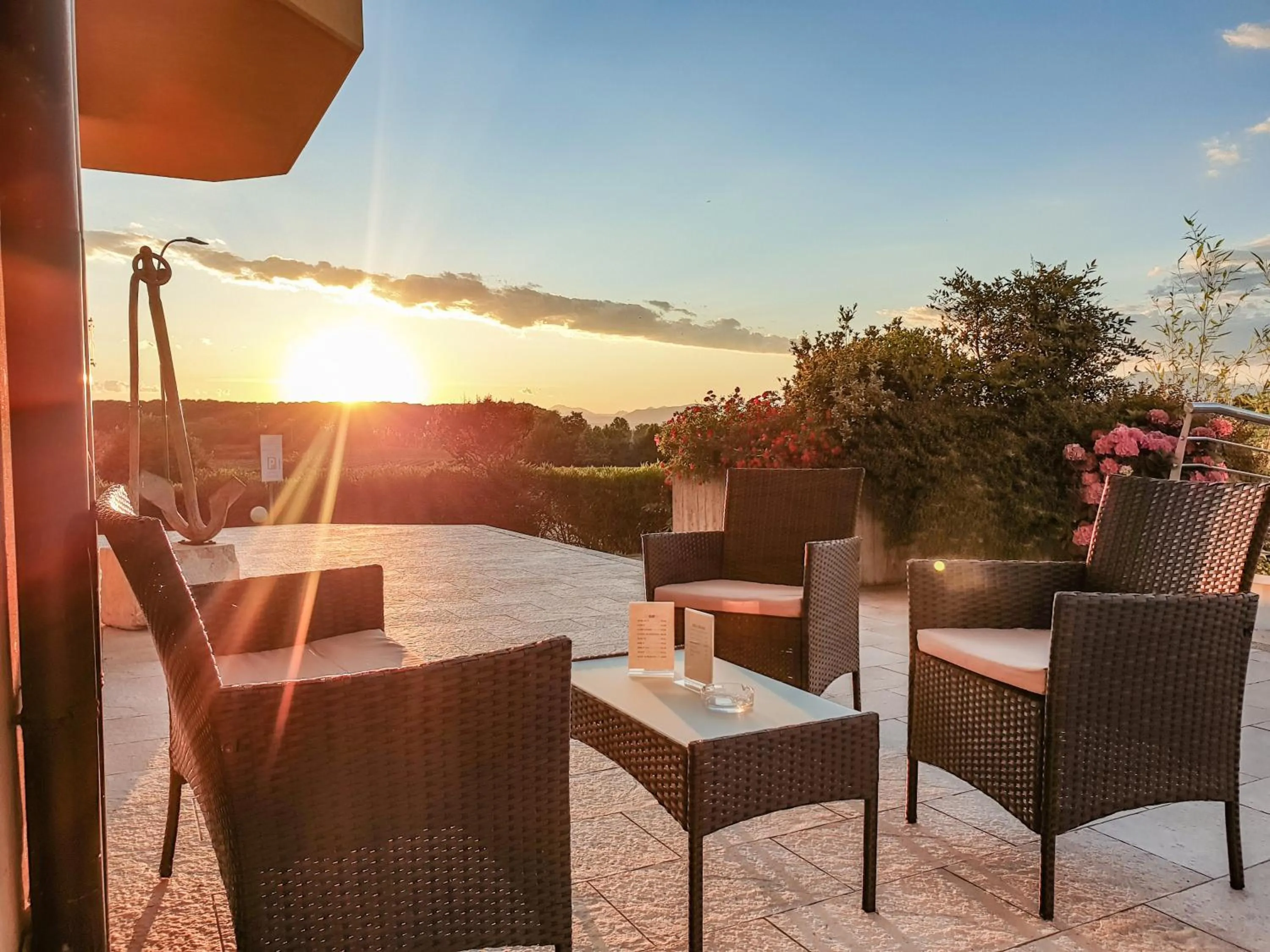 Patio in Hotel Nuova Barcaccia