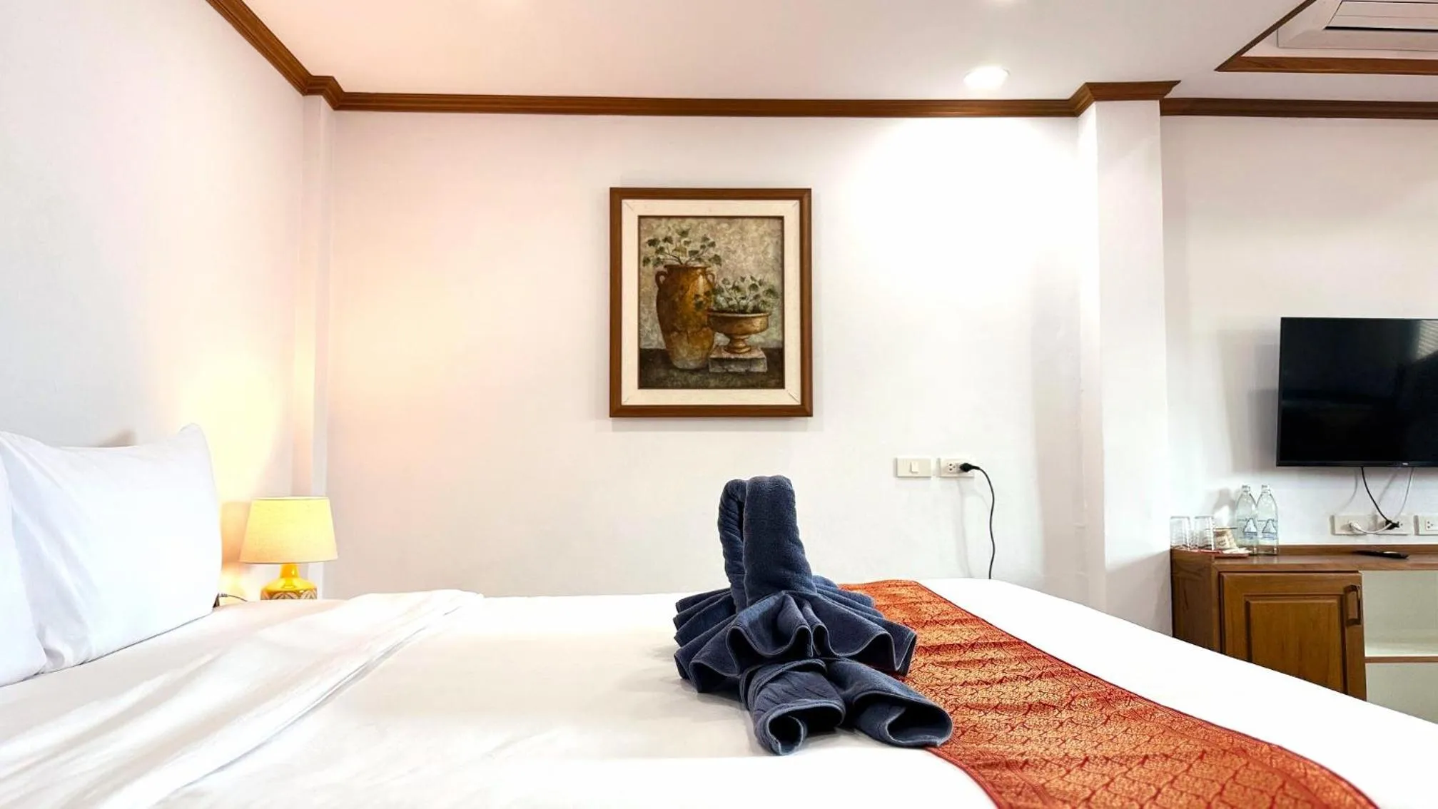 Bed in C You Home at CNX