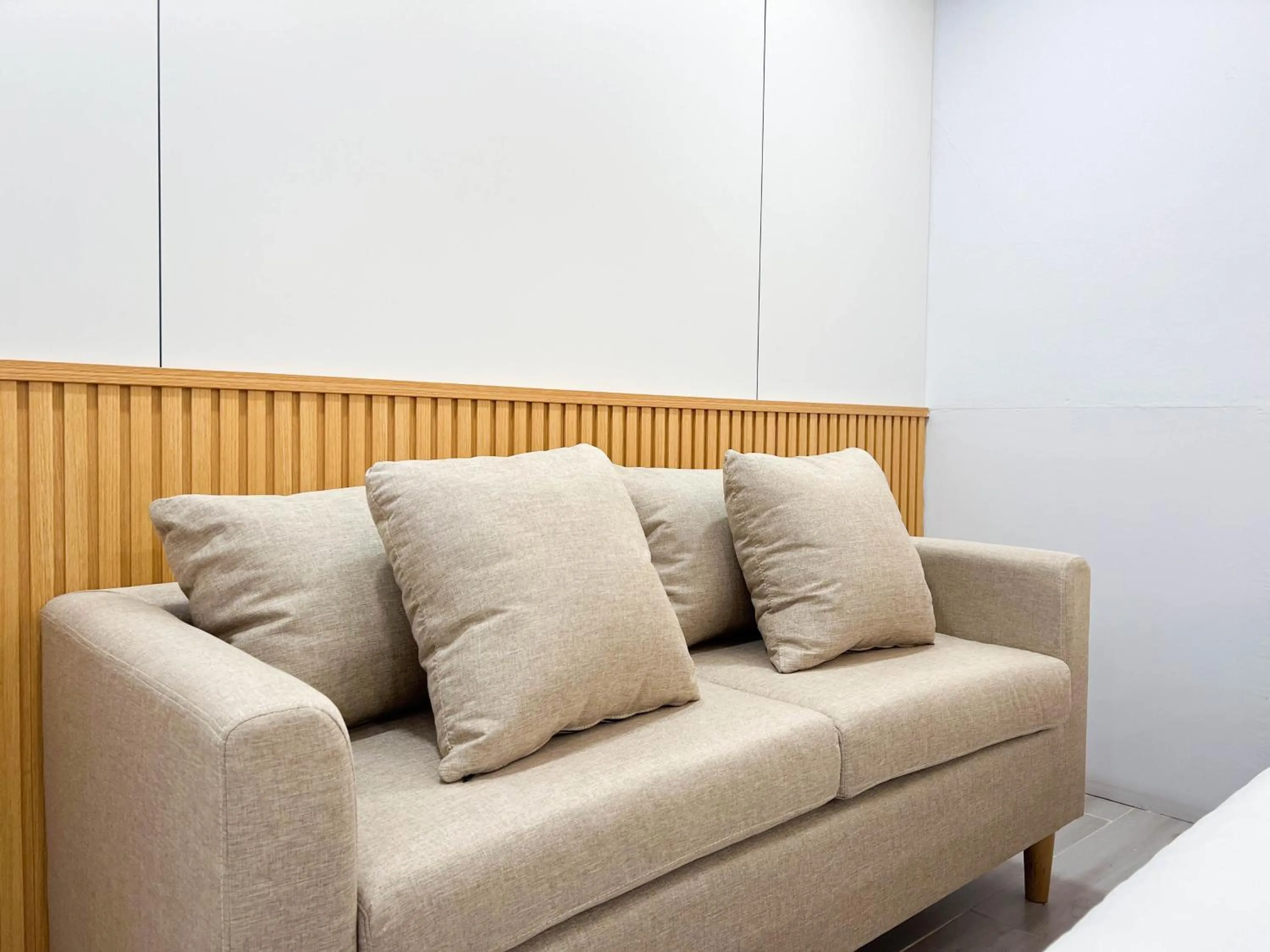 Photo of the whole room in C You Home at CNX