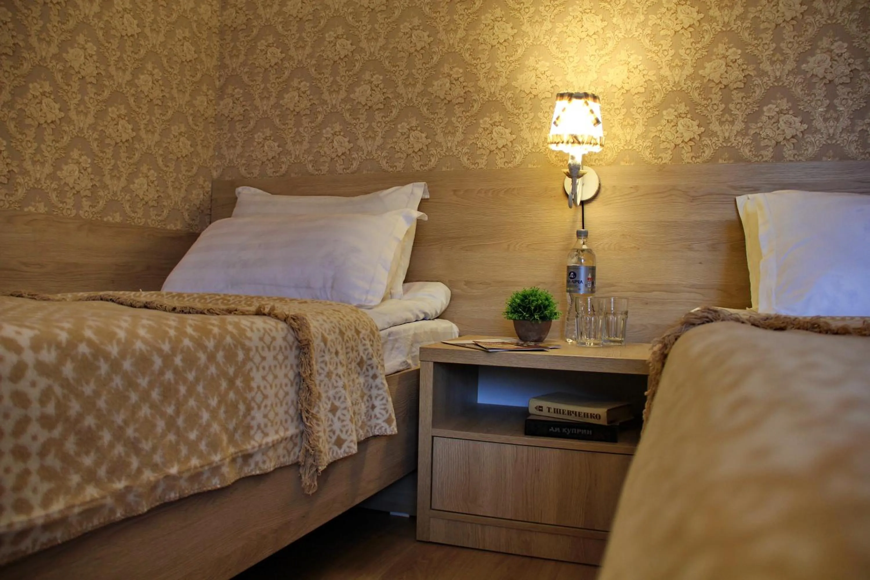 Bed in Lavitor hotel