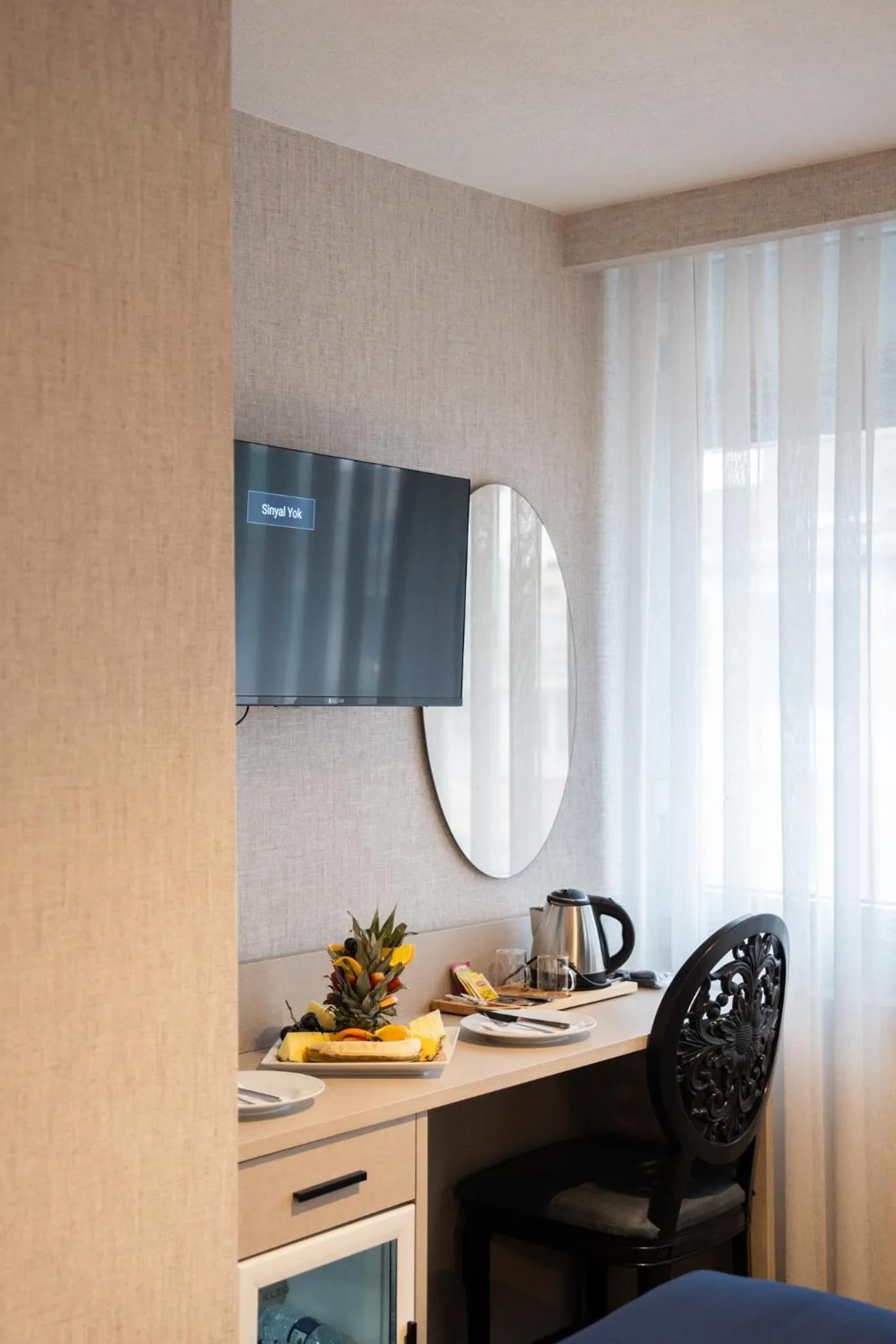 TV and multimedia in Lamore Hotel