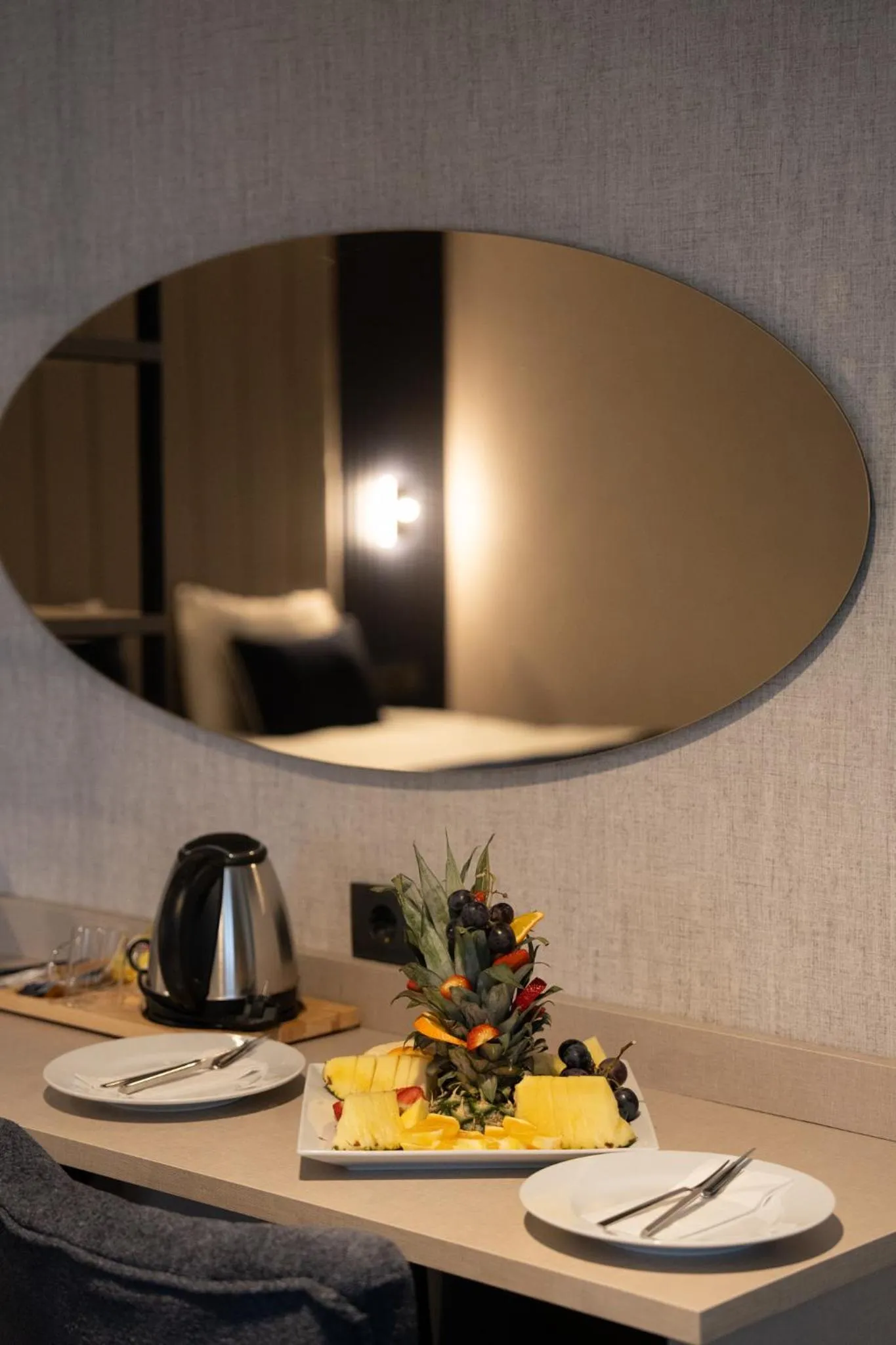 Coffee/tea facilities in Lamore Hotel