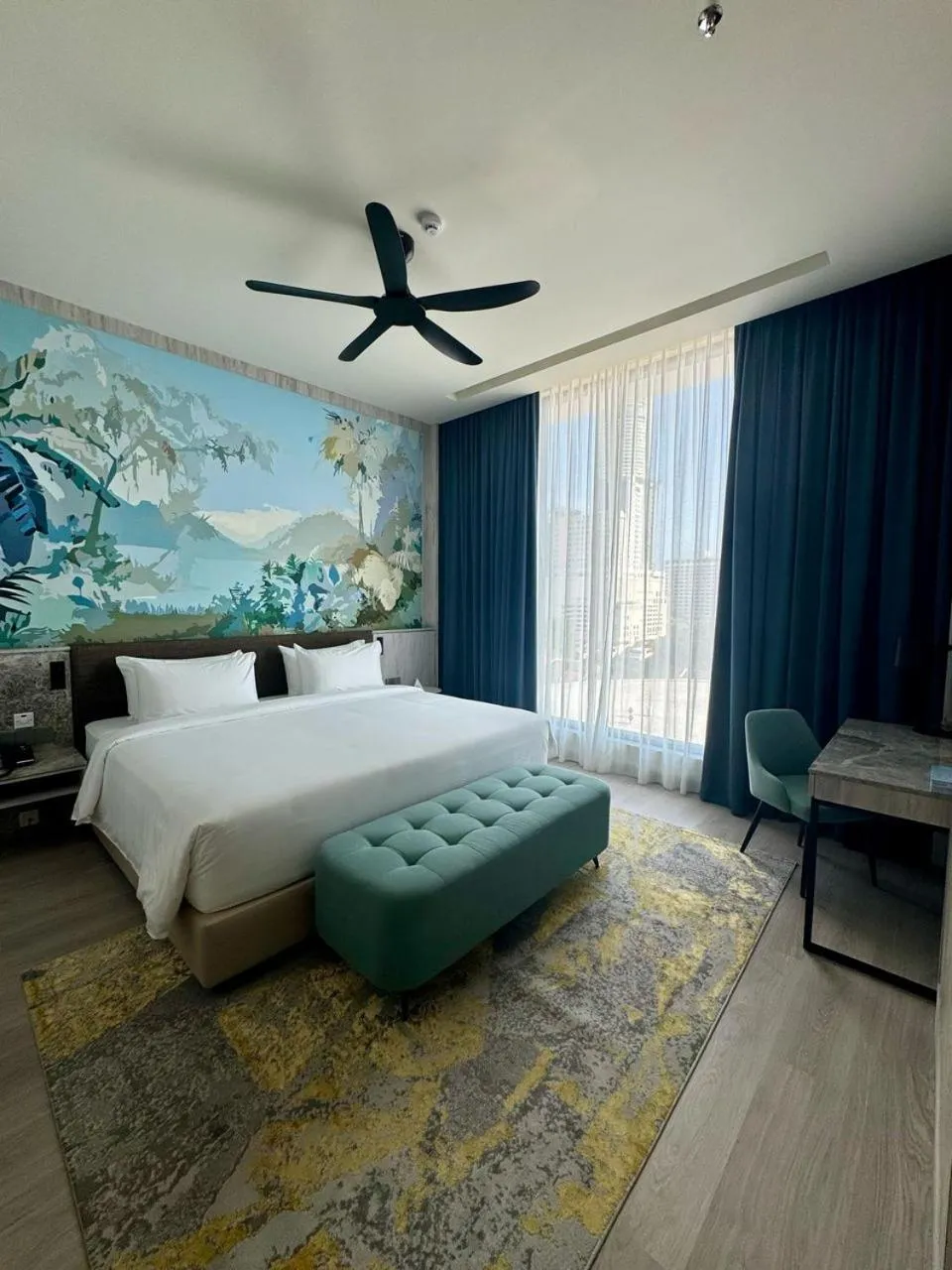 Bed in Fifth Avenue Hotel