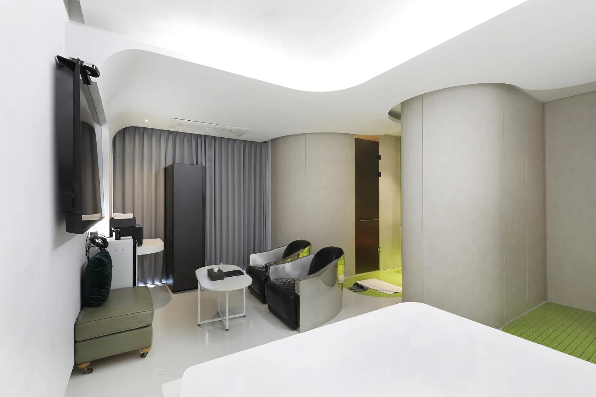 Bed in Hotel The Designers Premier Seongsu and Konkuk Univ