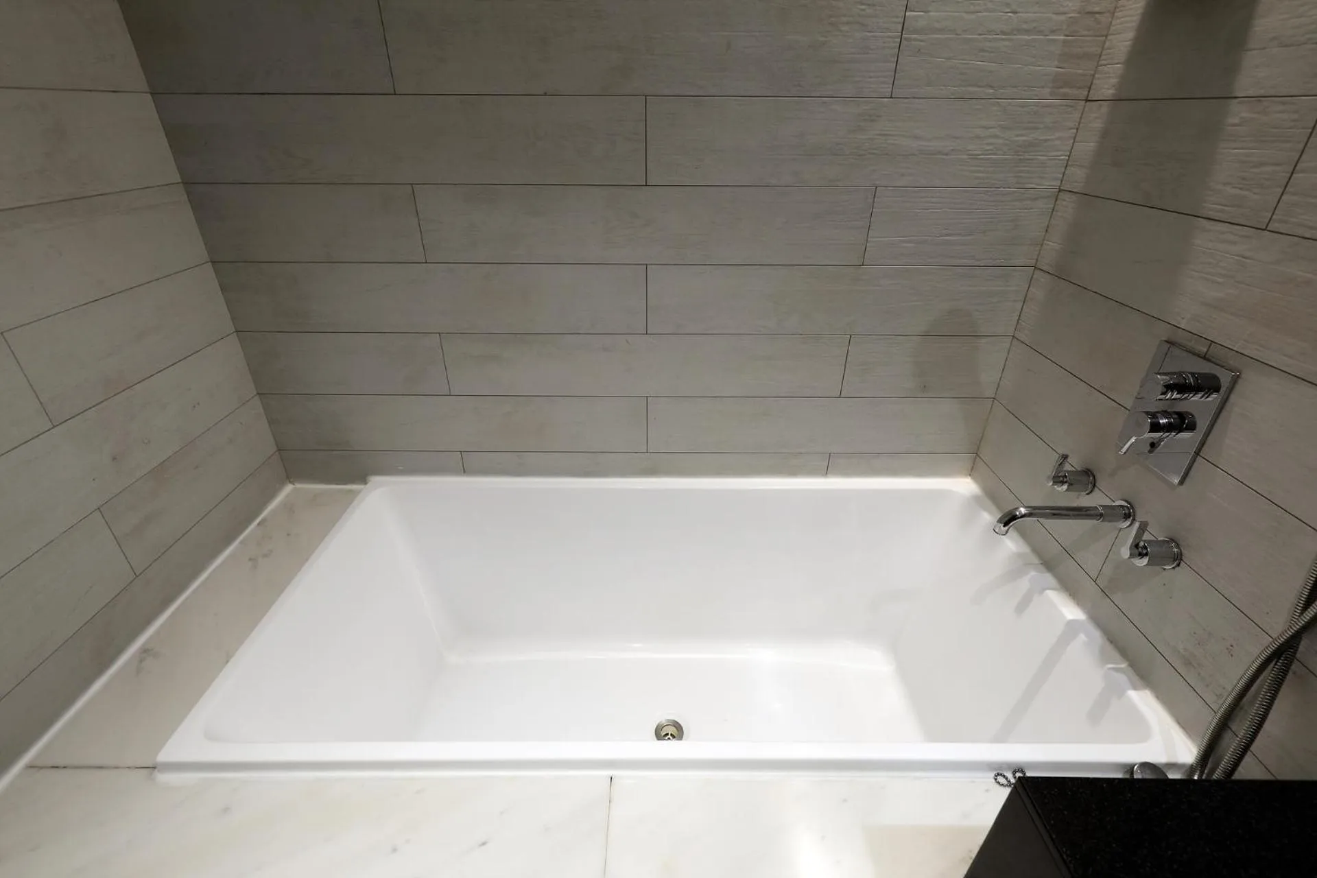 Hotel The Designers Premier Seongsu and Konkuk Univ