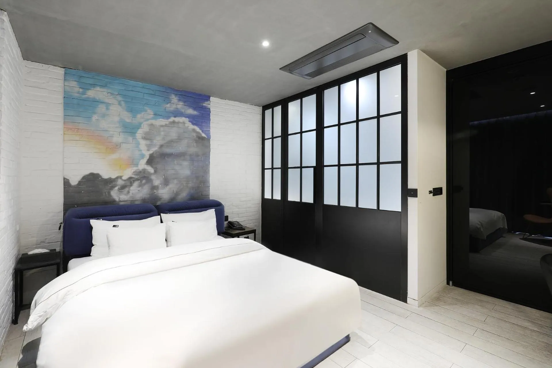 Bed in Hotel The Designers Premier Seongsu and Konkuk Univ