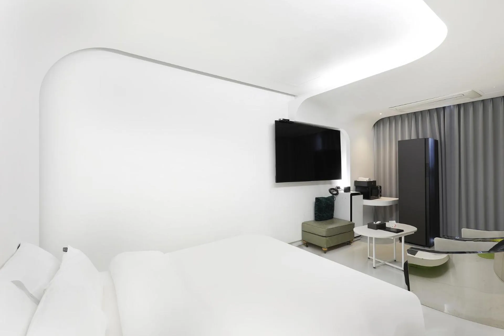 Bed in Hotel The Designers Premier Seongsu and Konkuk Univ
