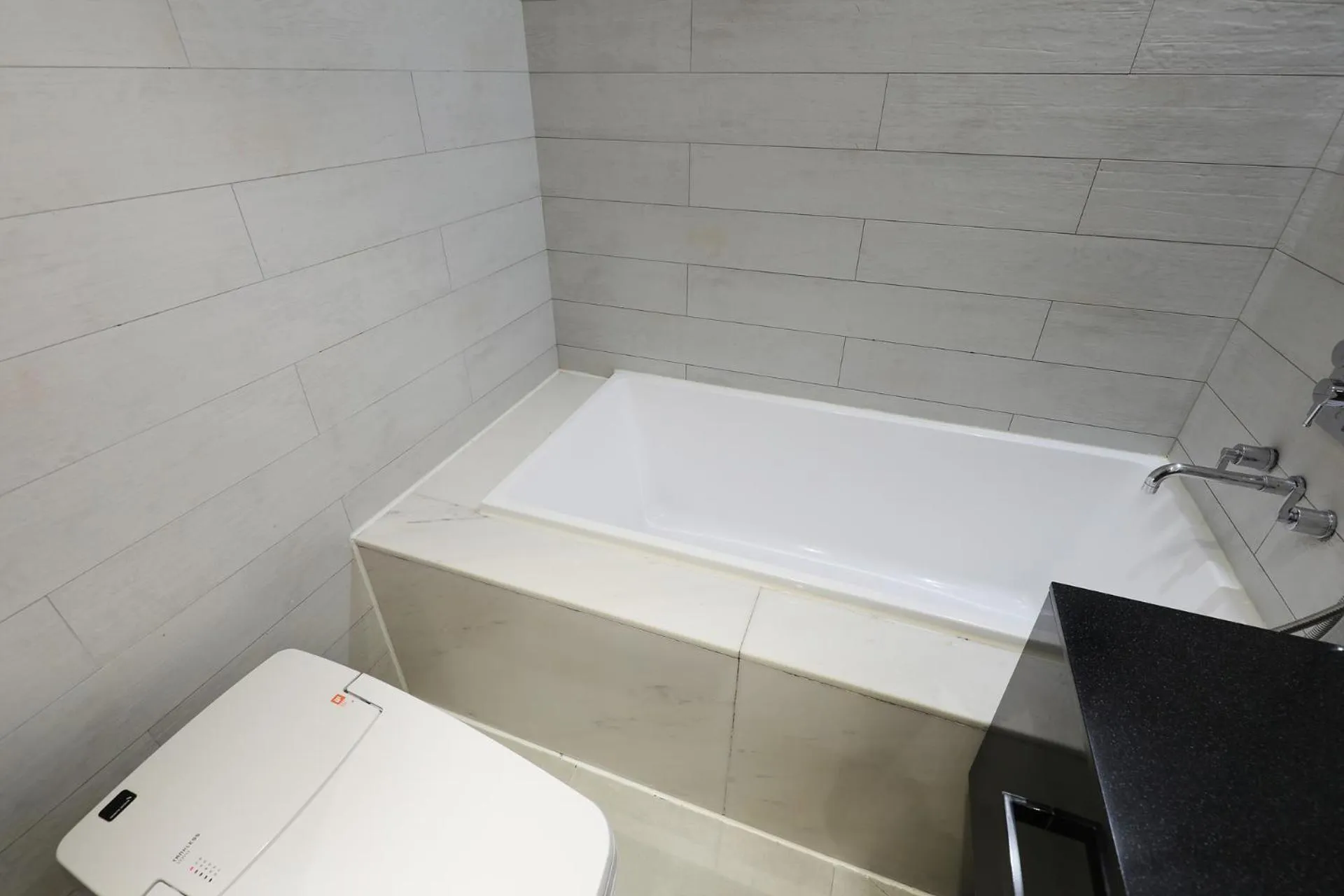 Hotel The Designers Premier Seongsu and Konkuk Univ