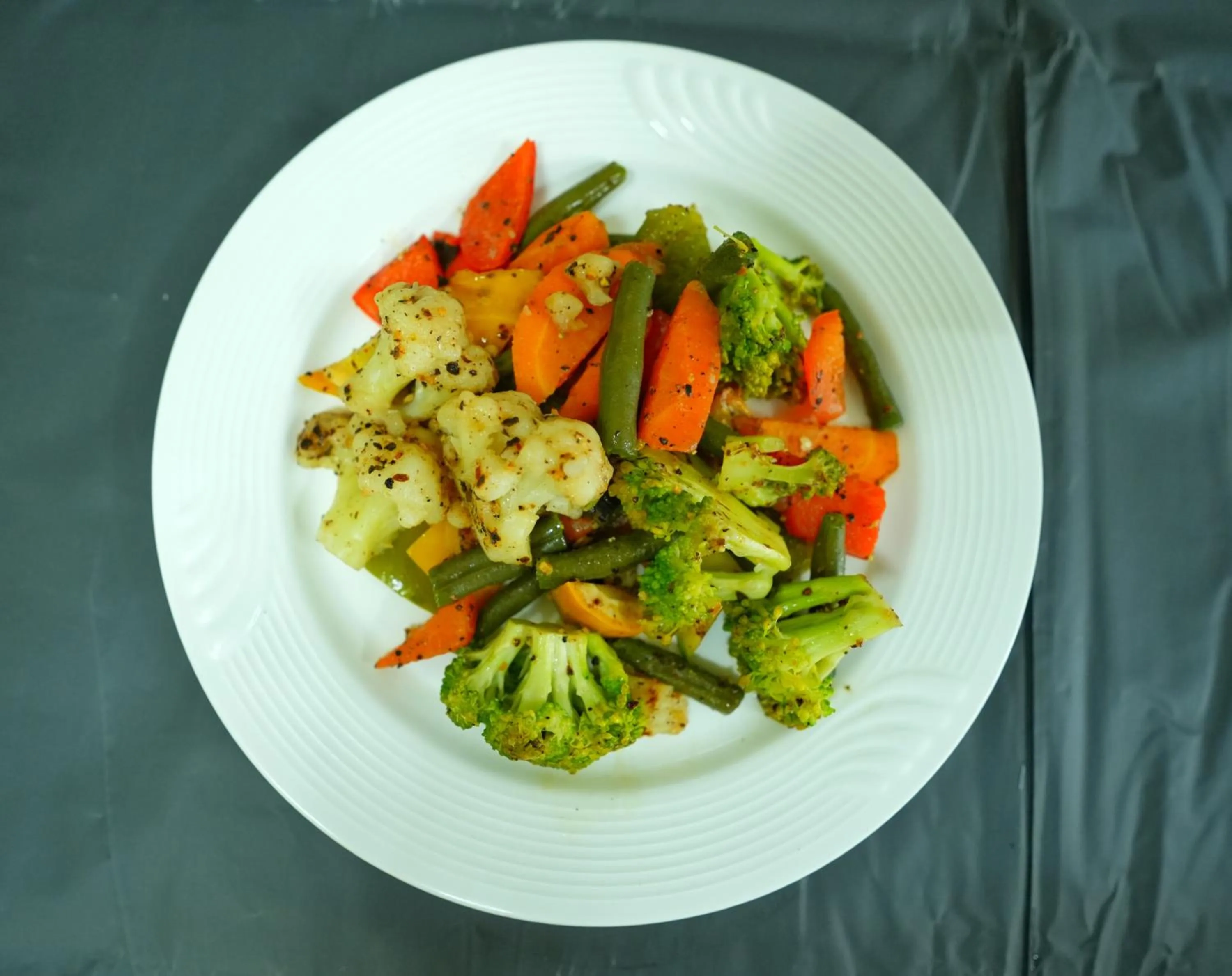 Food in The Altruist One Continent