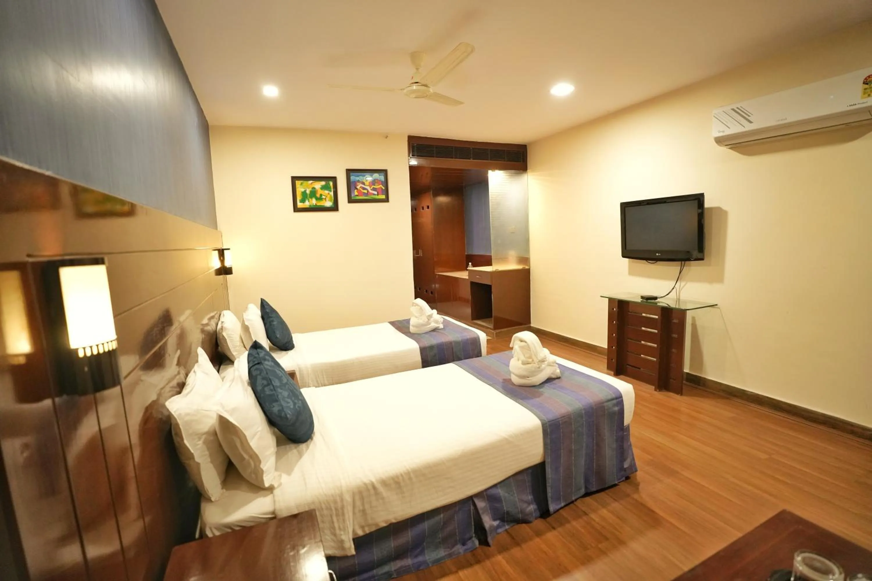 Bedroom, Bed in The Altruist One Continent