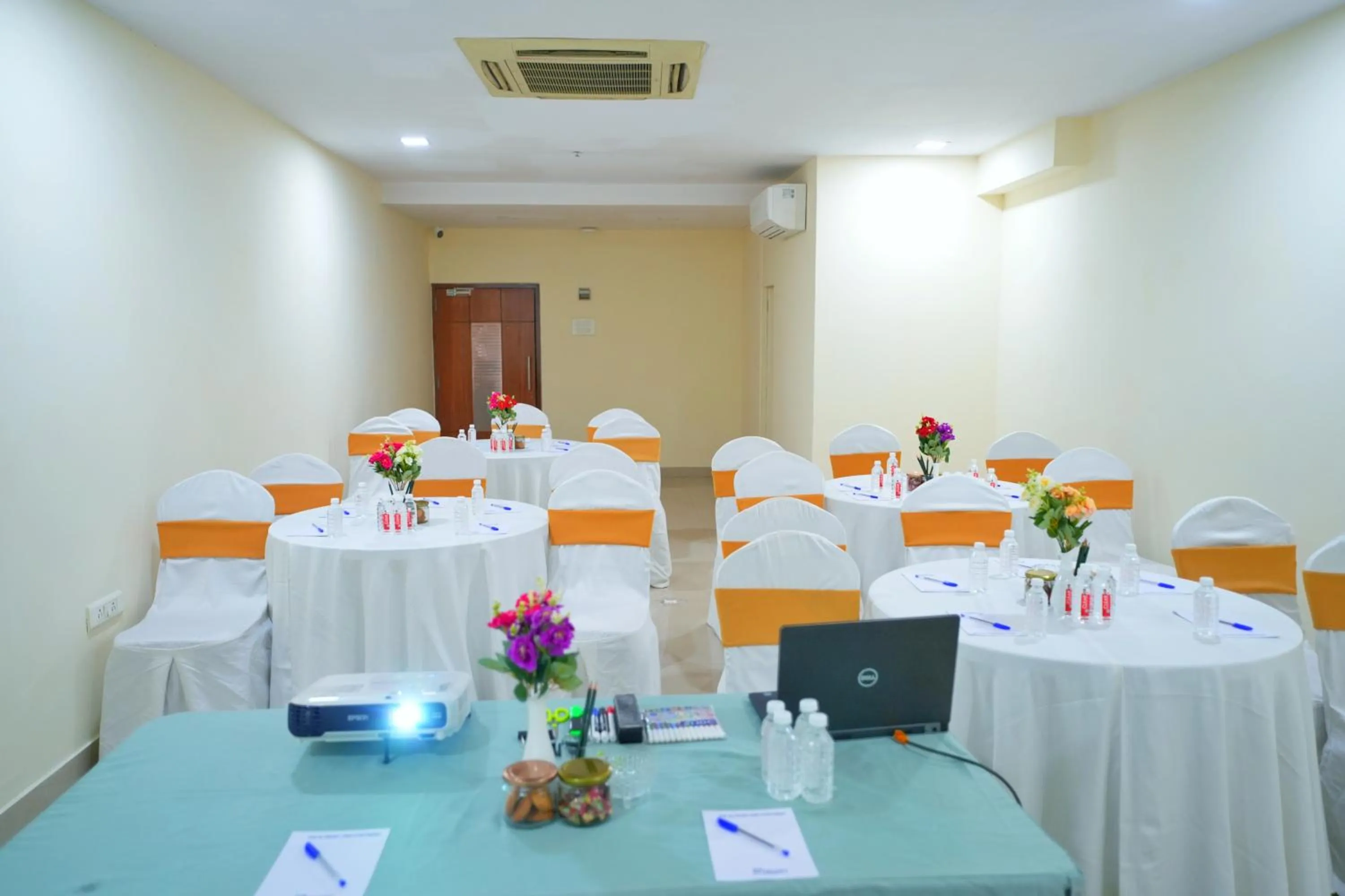 Meeting/conference room in The Altruist One Continent