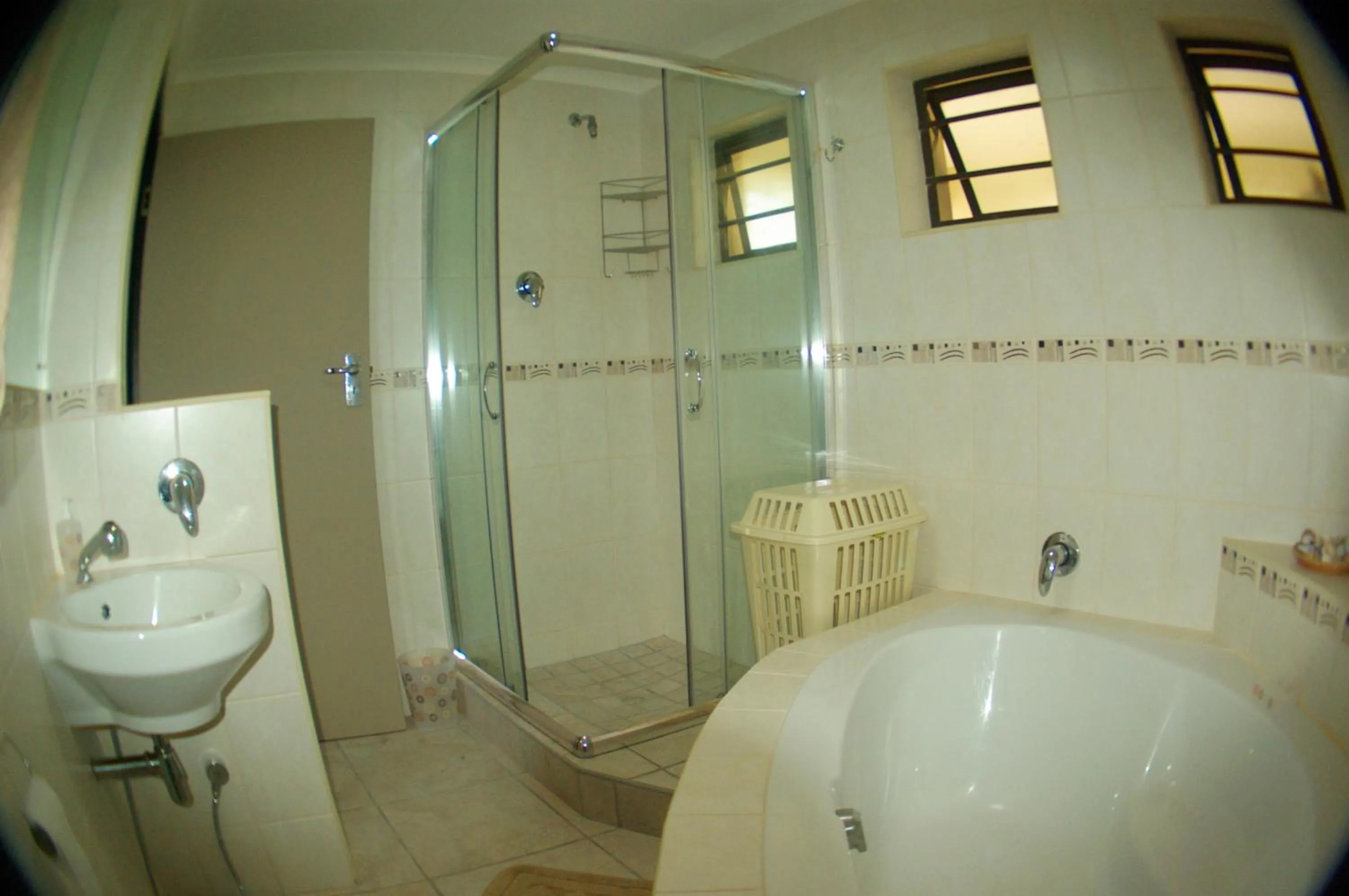 Bathroom in The Third Dolphin