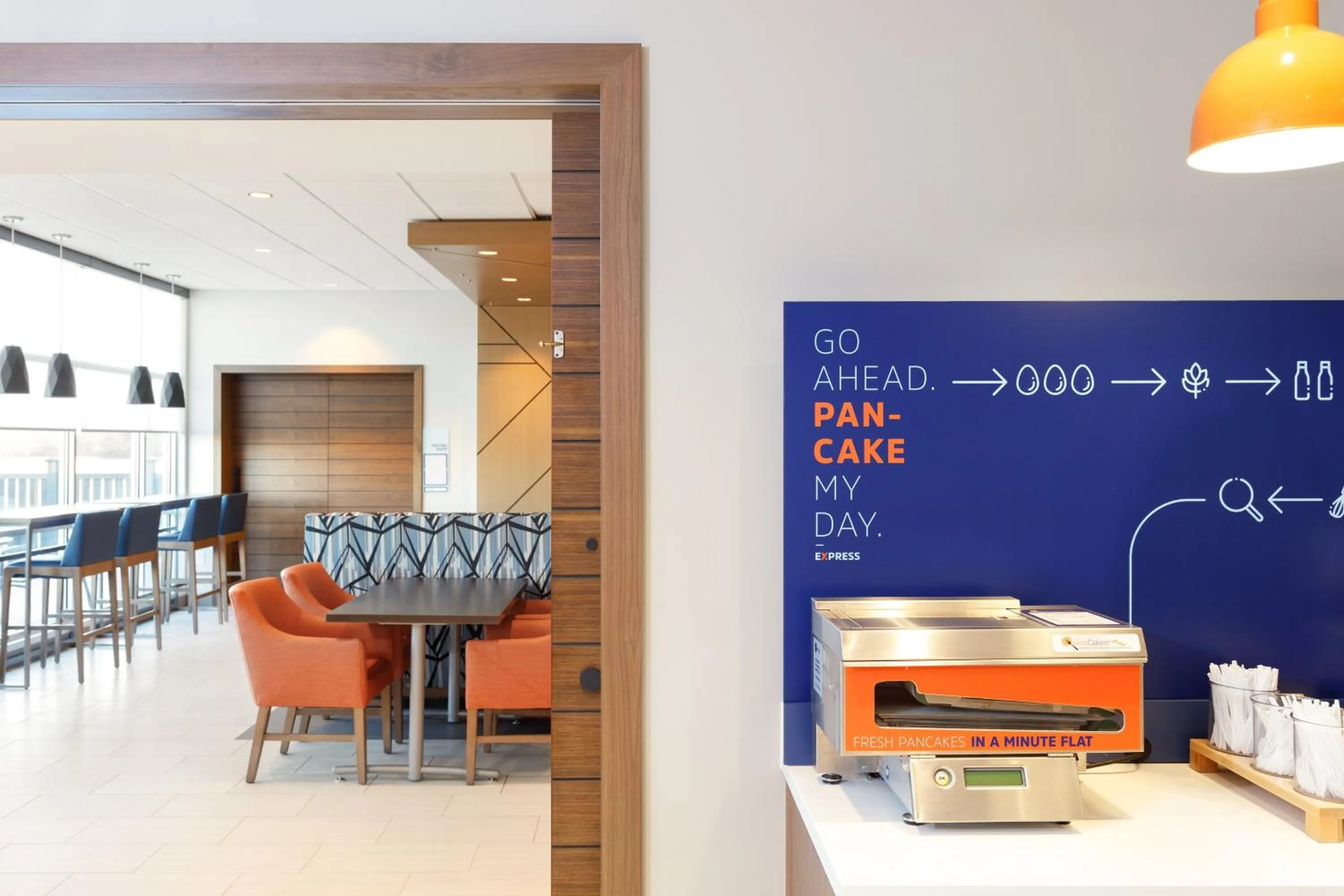 Breakfast in Holiday Inn Express & Suites Linden - Newark South by IHG