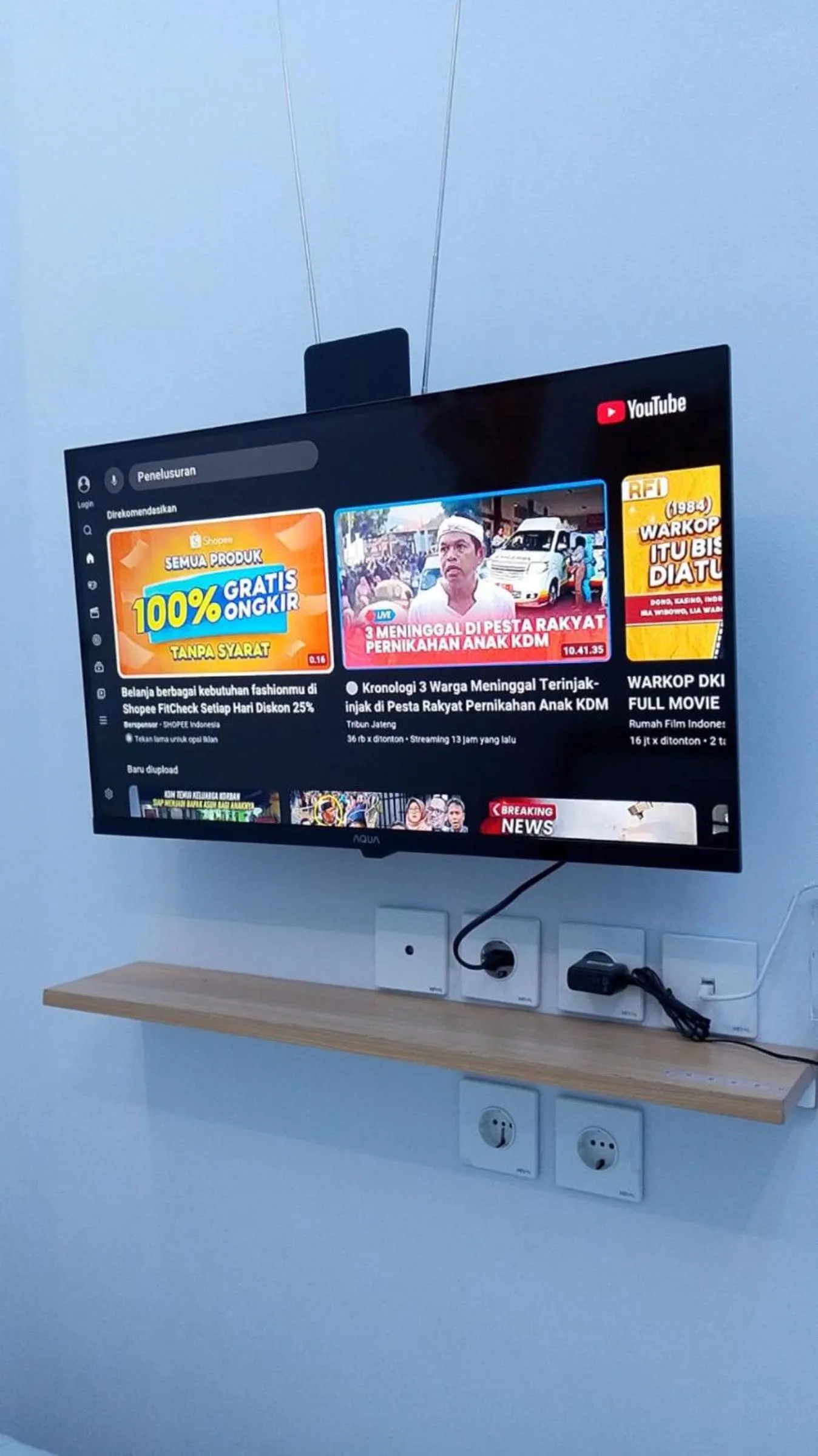 Photo of the whole room in Laswi Syariah Guest House