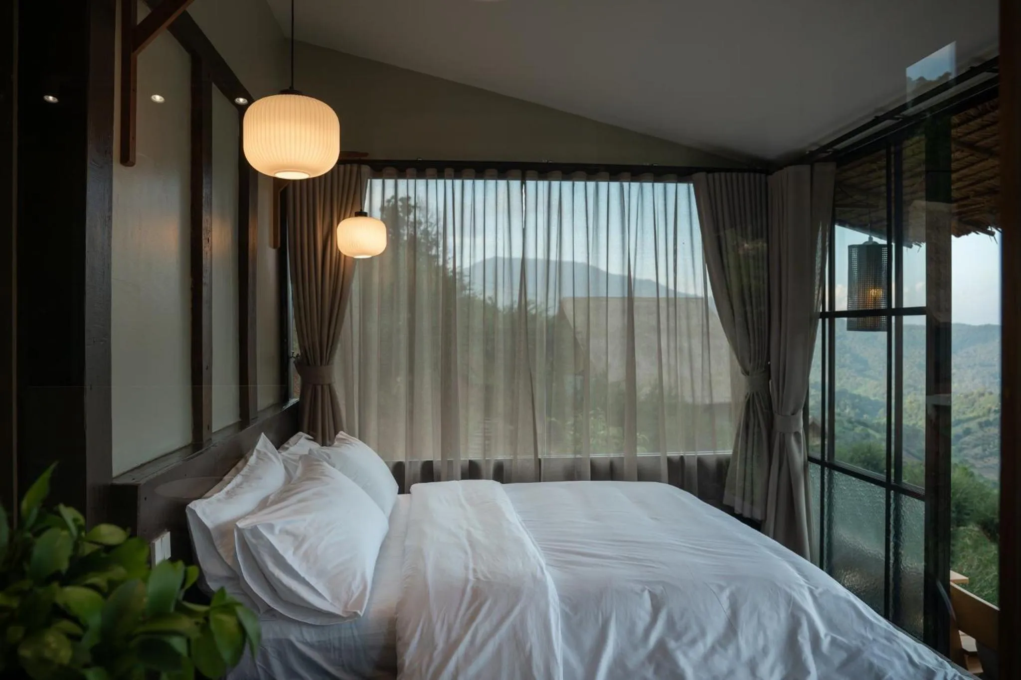 Bed in Chai Cheevit Maesa