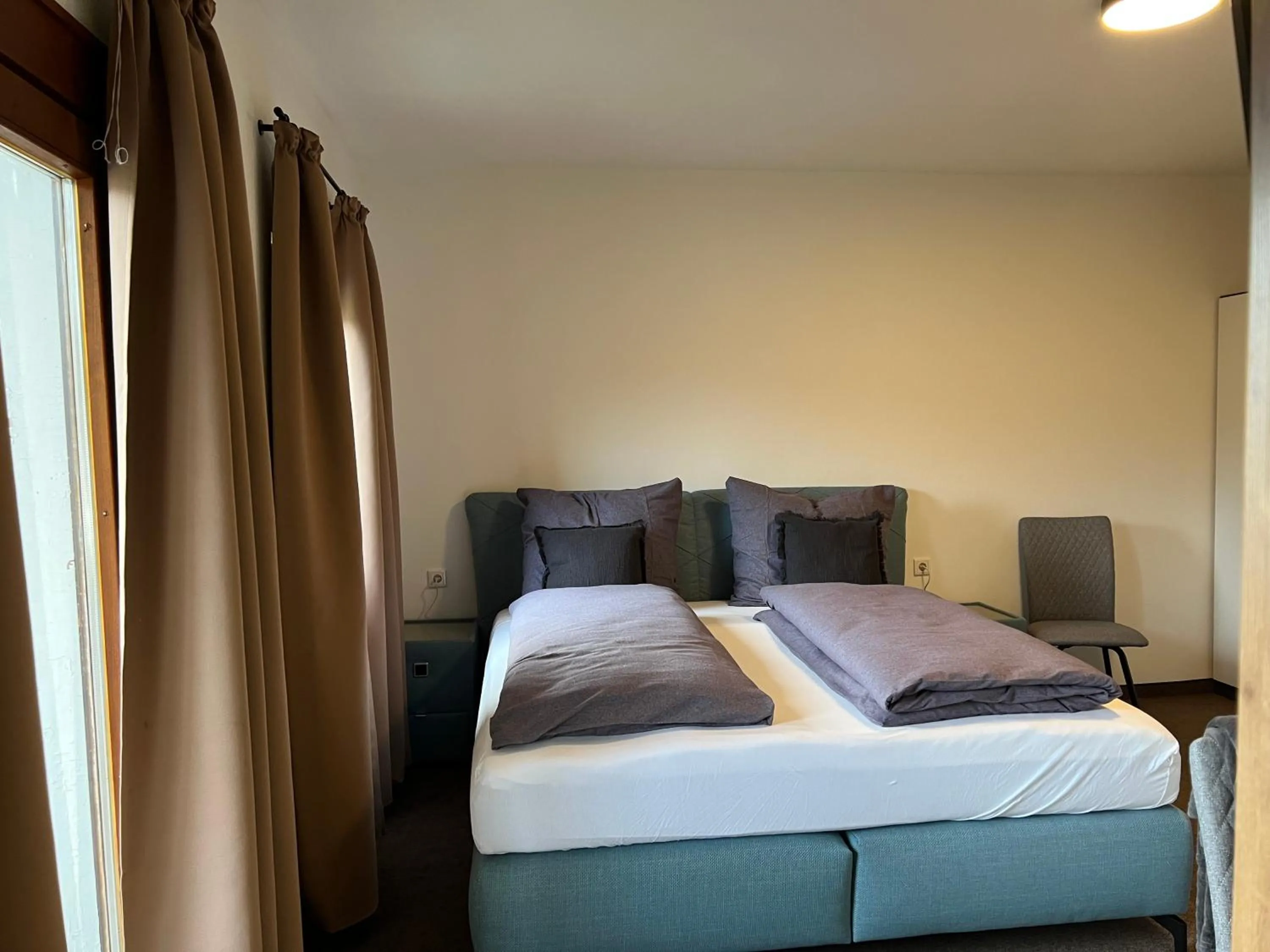 Family, Bed in Weisses Rössl am See