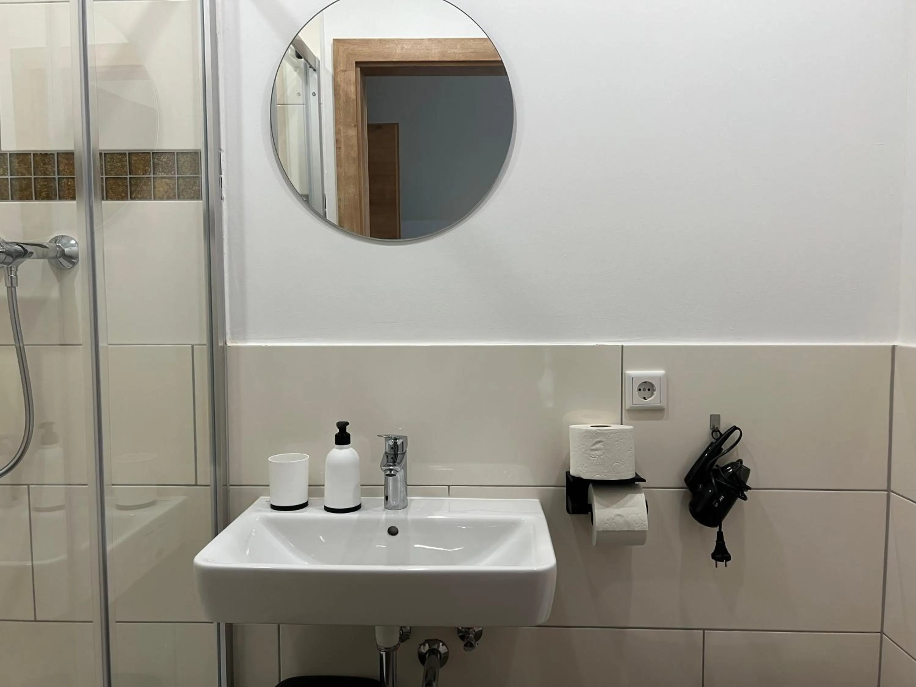 Bathroom in Weisses Rössl am See