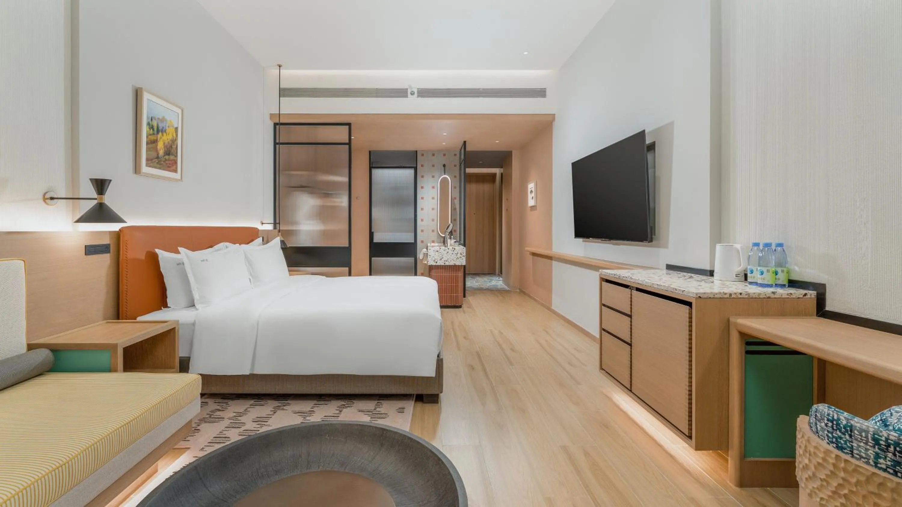 Photo of the whole room, Bed in Holiday Inn Resort Kanas Hemu by IHG