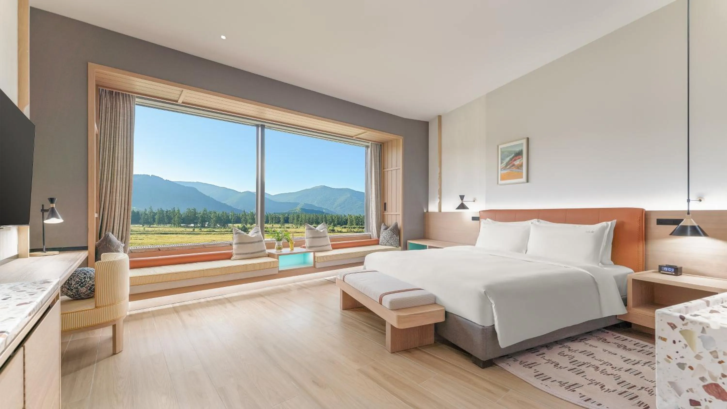 Photo of the whole room, Bed in Holiday Inn Resort Kanas Hemu by IHG