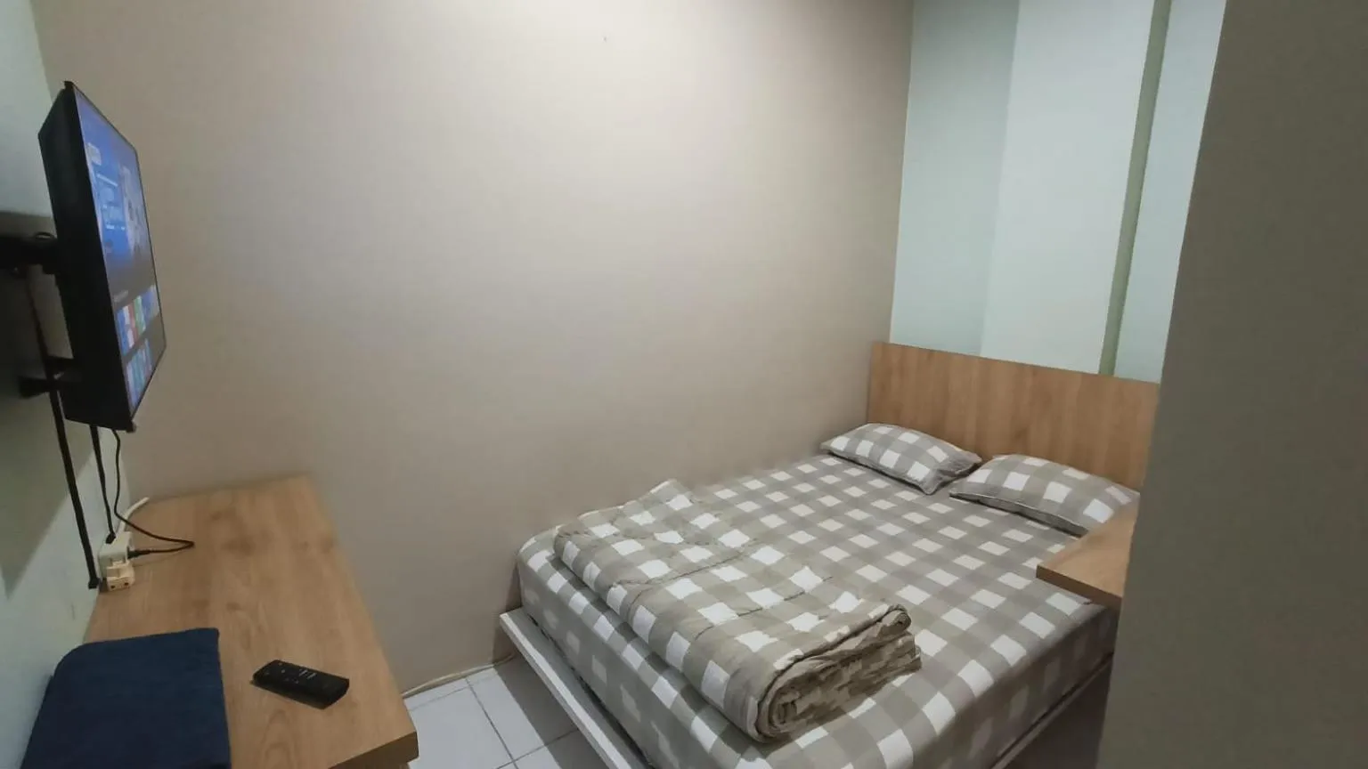 Bed in Behomy Cibinong Suite