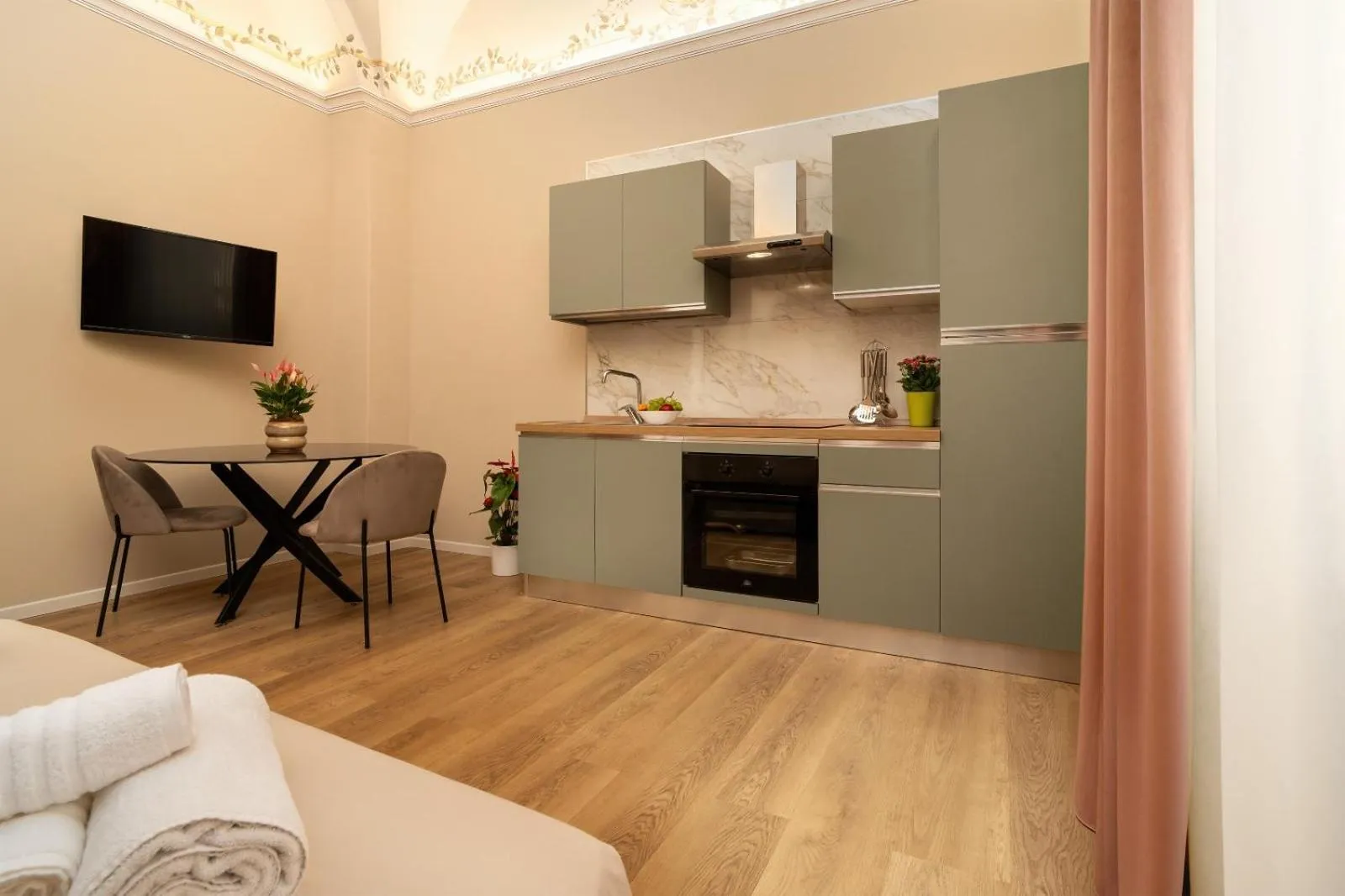 TV and multimedia in Archimedes suites