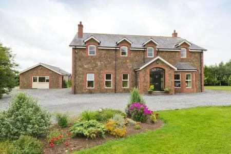 Property building in Ash House Bed and Breakfast