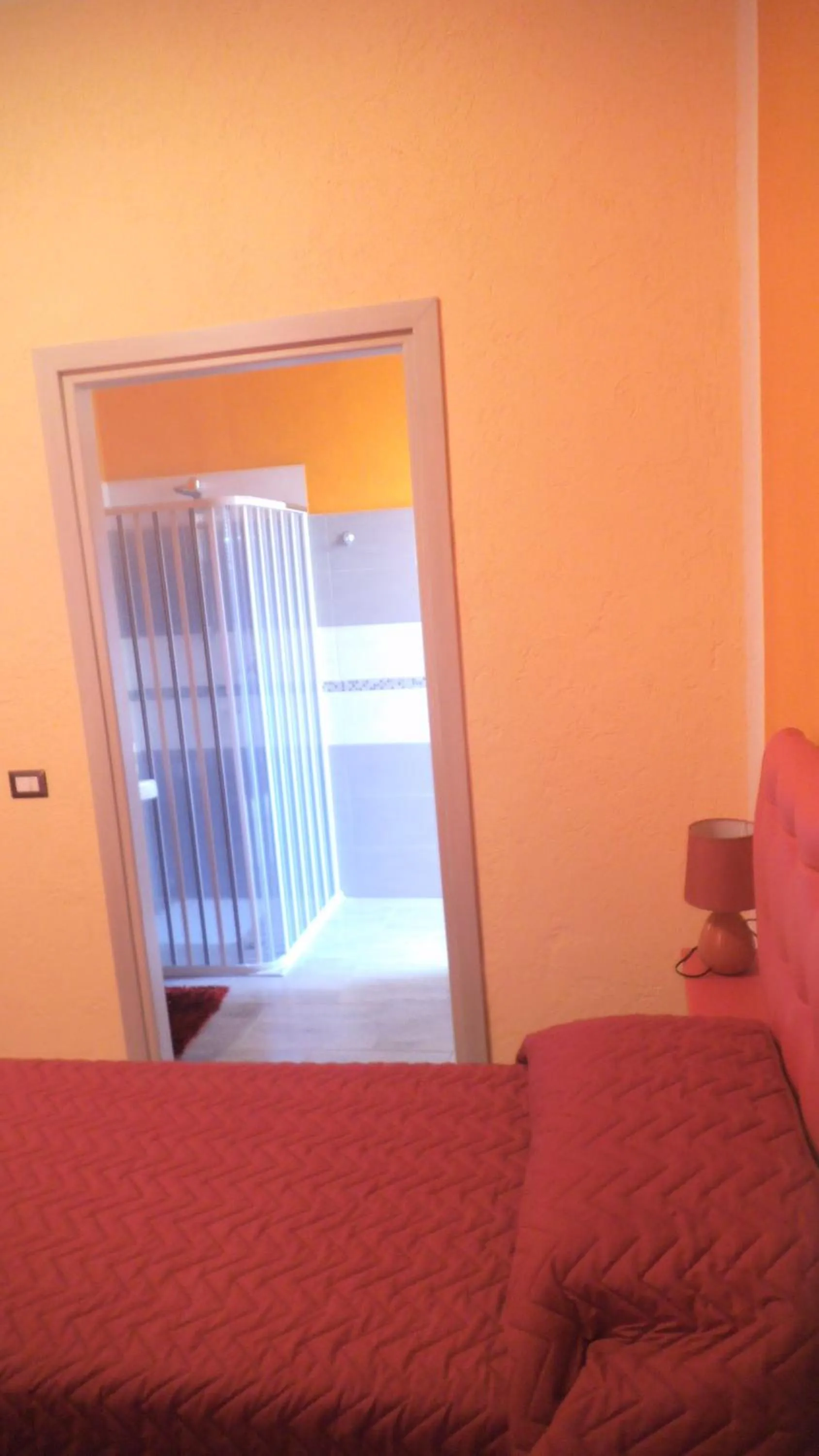 Bathroom, Bed in B&B Fontevecchia