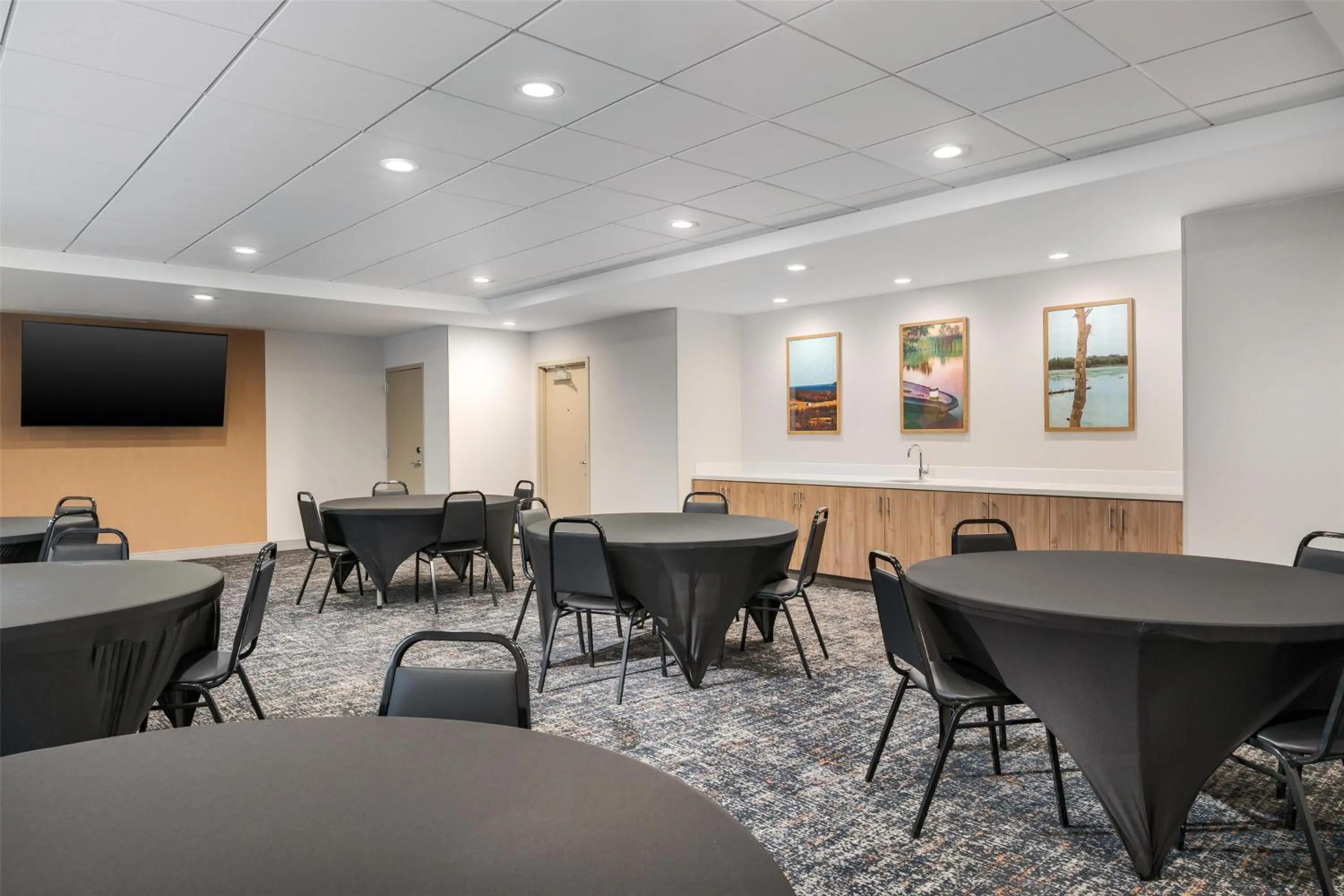 Meeting/conference room in Hampton Inn & Suites Alpena