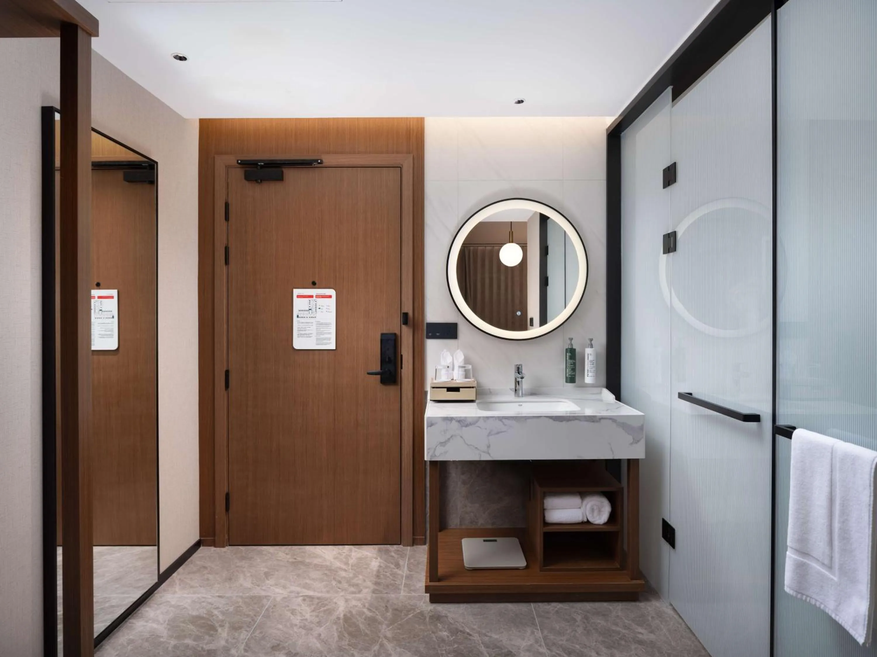 Bathroom in Hilton Garden Inn Bazhong Bazhou