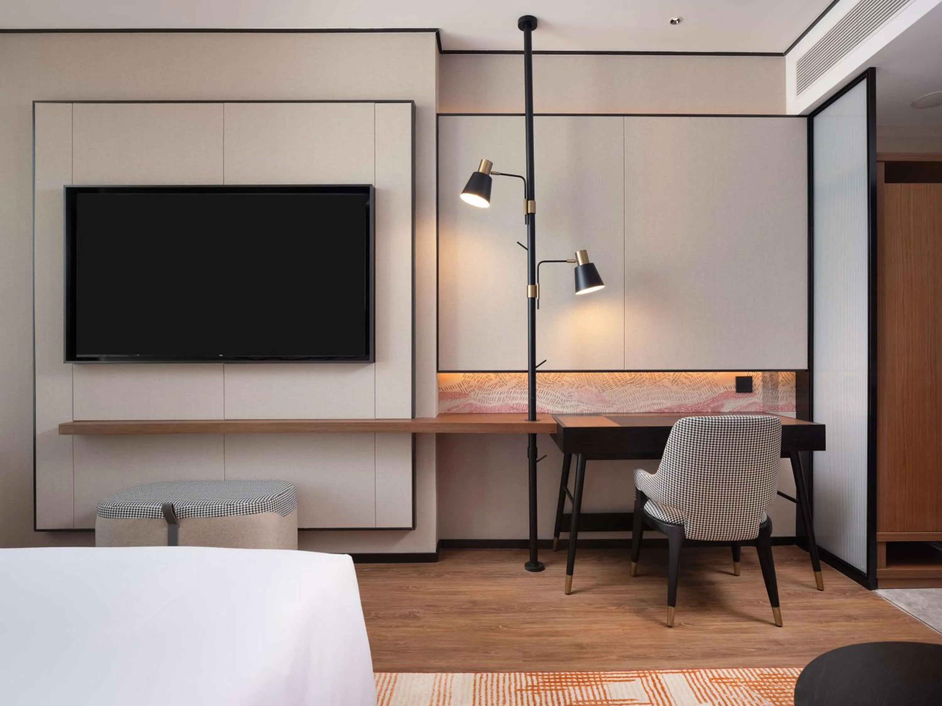 Bedroom, Bed in Hilton Garden Inn Bazhong Bazhou