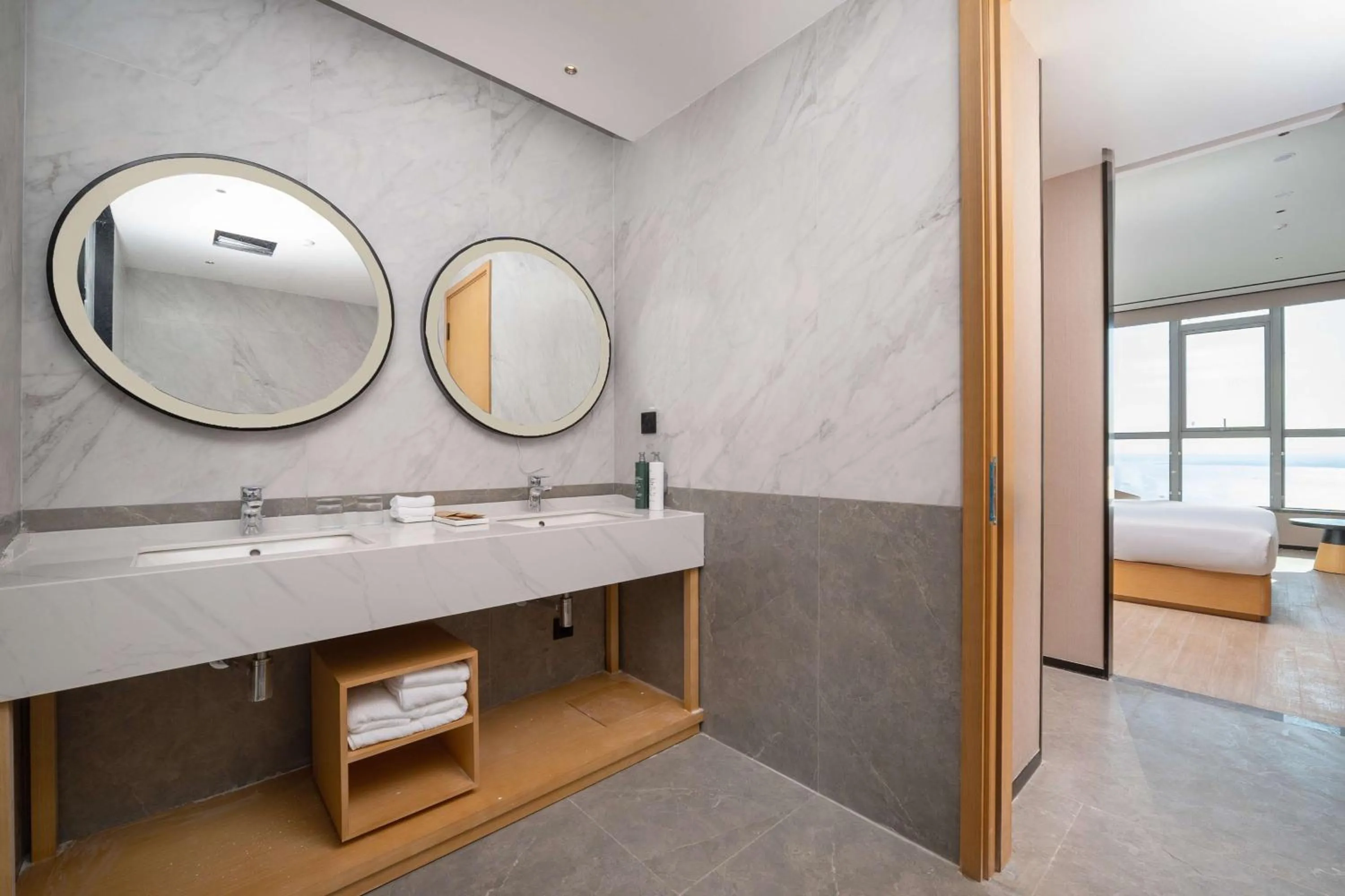 Bathroom in Hilton Garden Inn Danzhou Yangpu