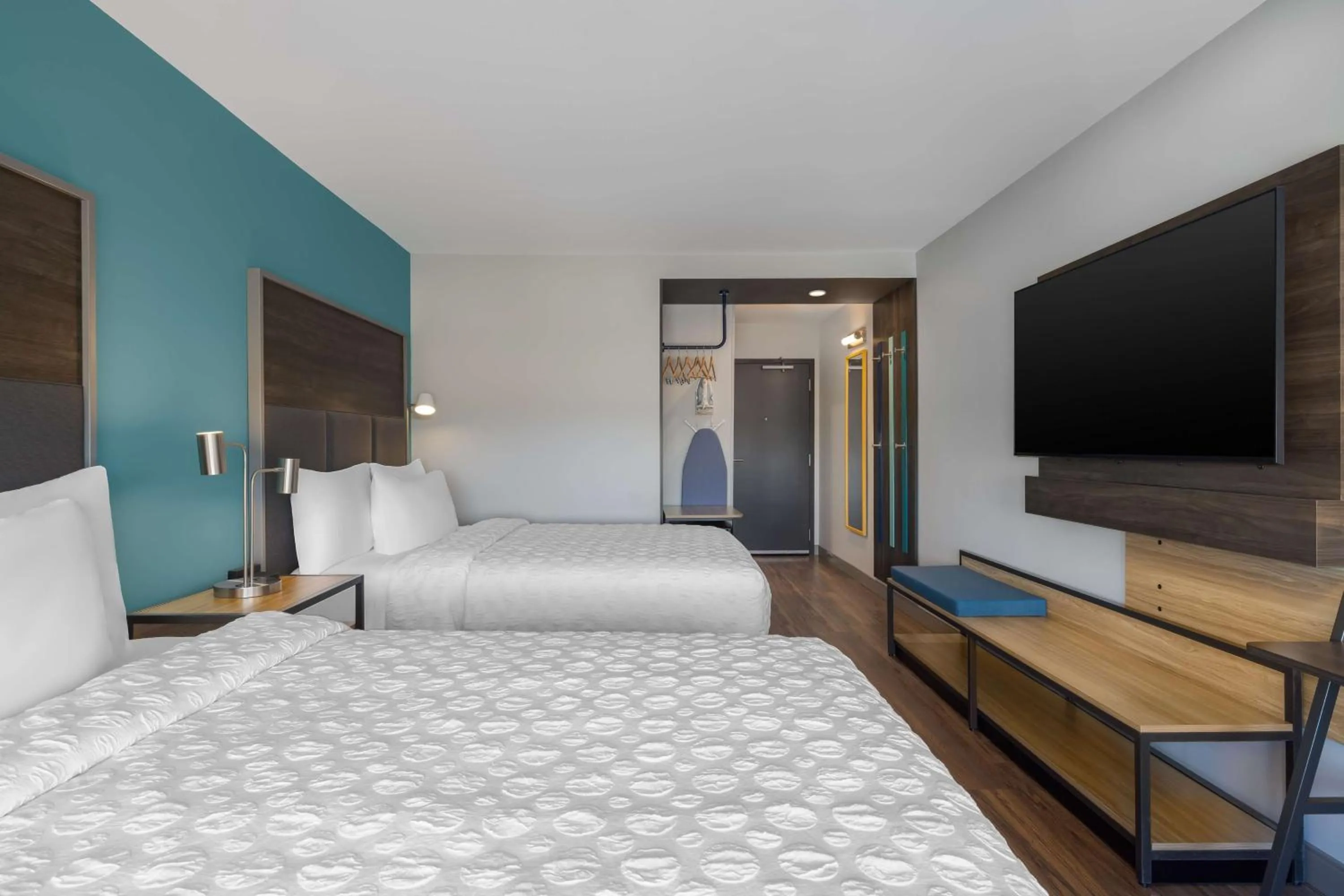 Bed in Tru By Hilton Oshkosh