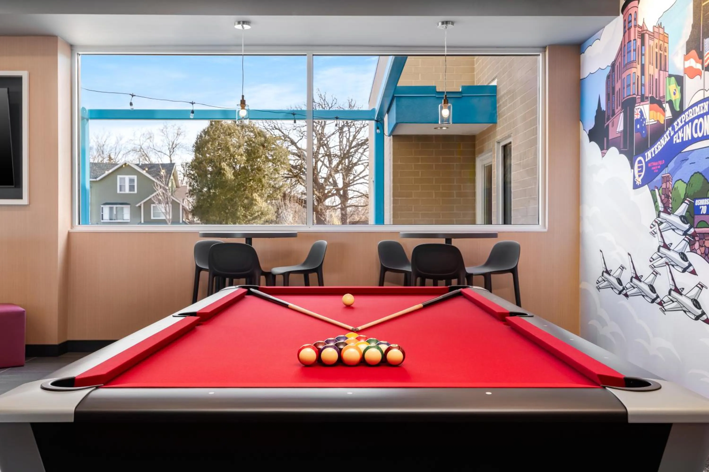 Billiard in Tru By Hilton Oshkosh