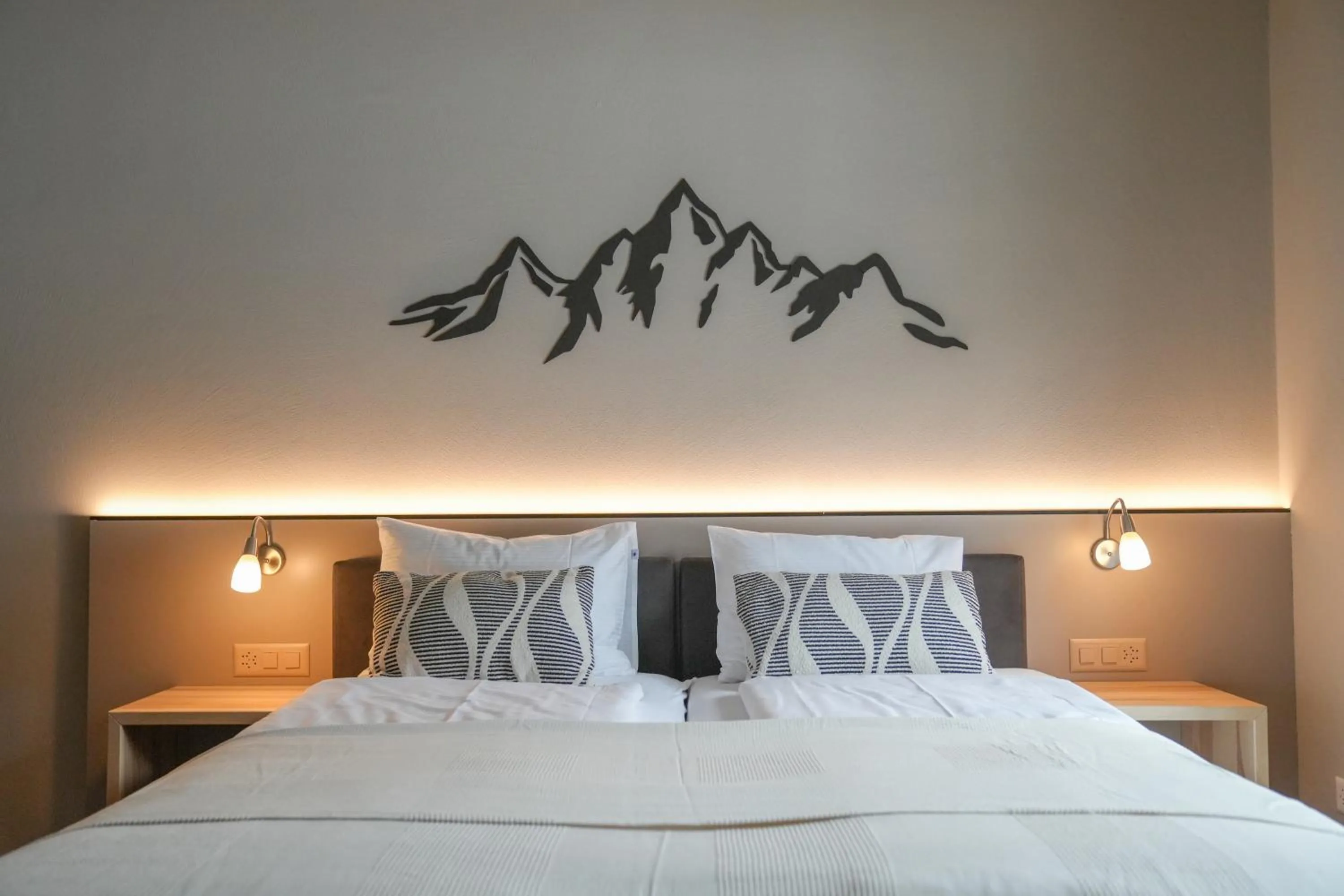 Photo of the whole room, Bed in Studio 54 Davos