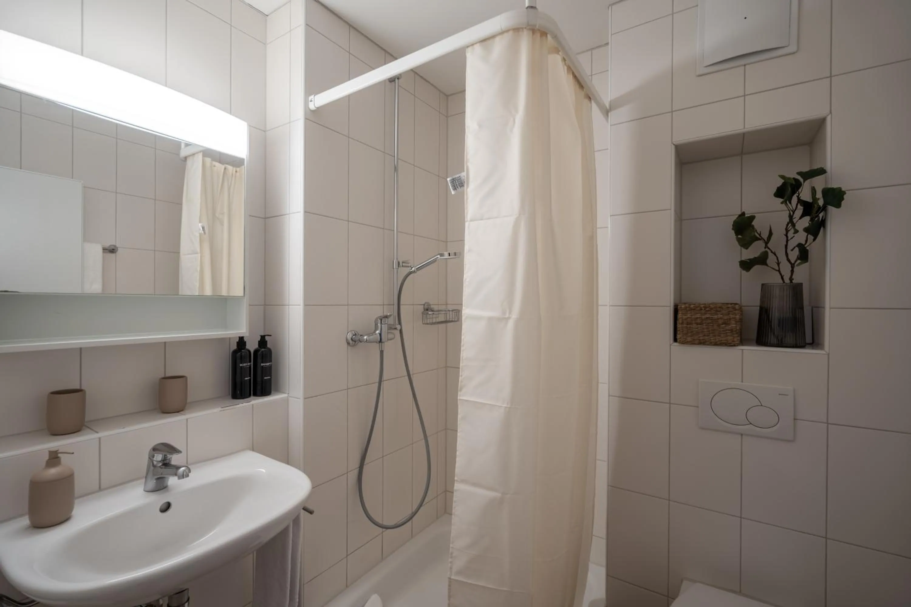 Shower in Studio 54 Davos