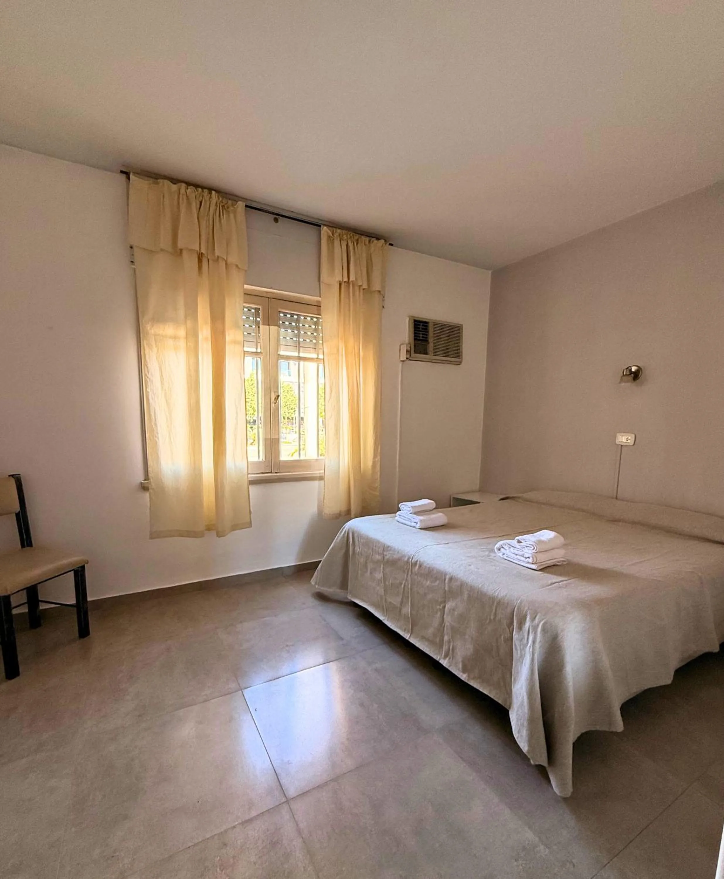 Bed in Hotel Montecarlo PSH