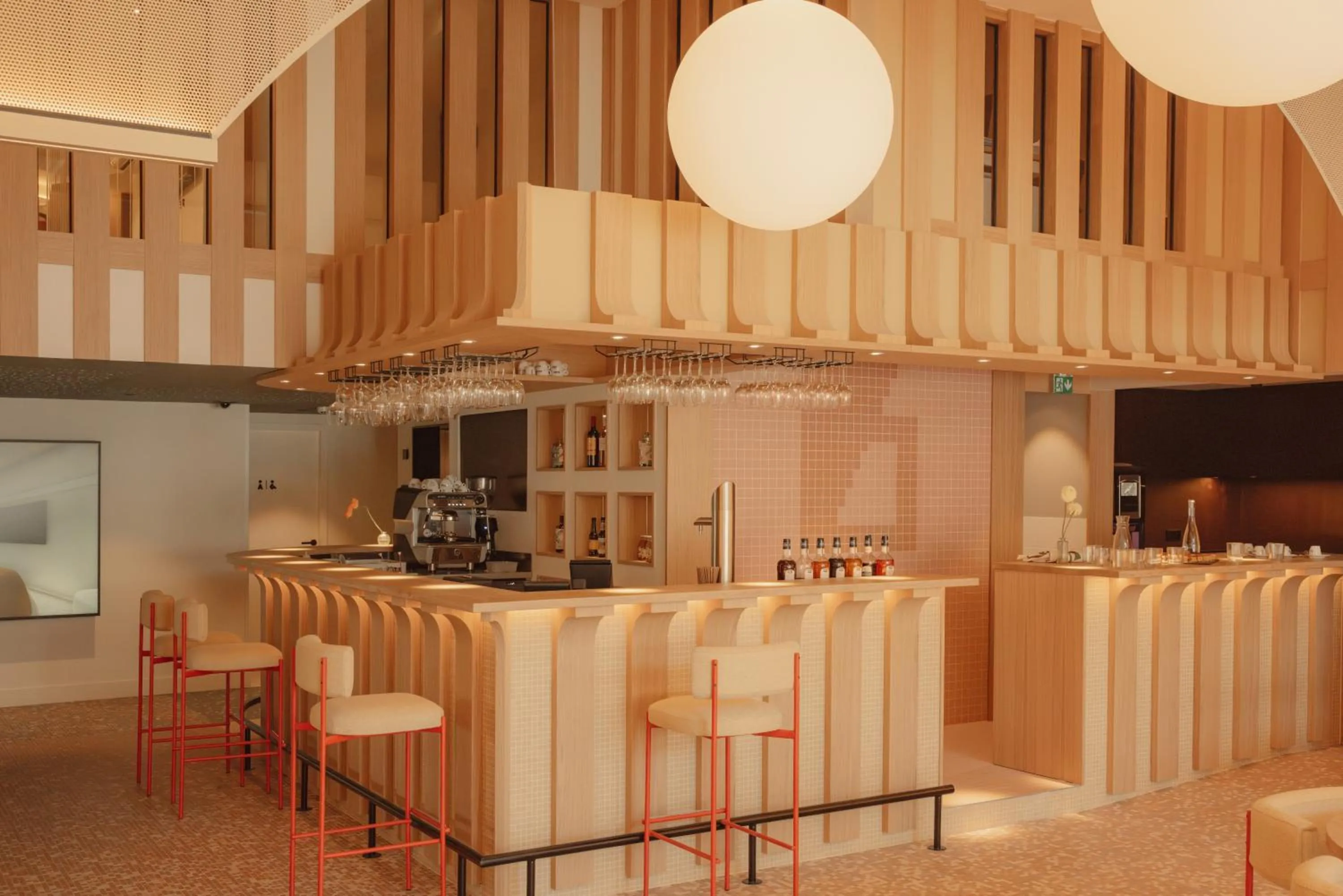 Lounge or bar in Bizipoz Hôtel