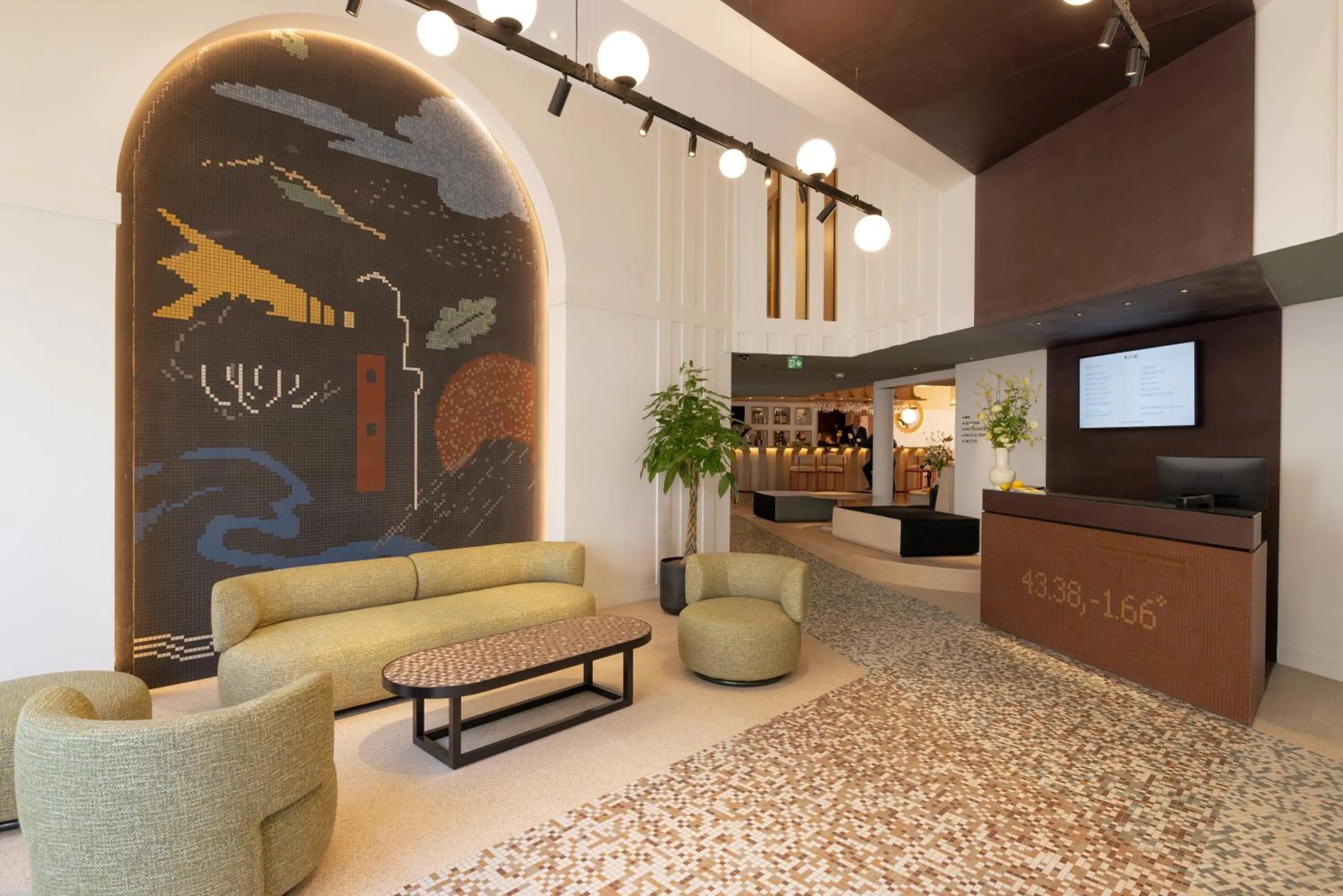 Lobby or reception in Bizipoz Hôtel