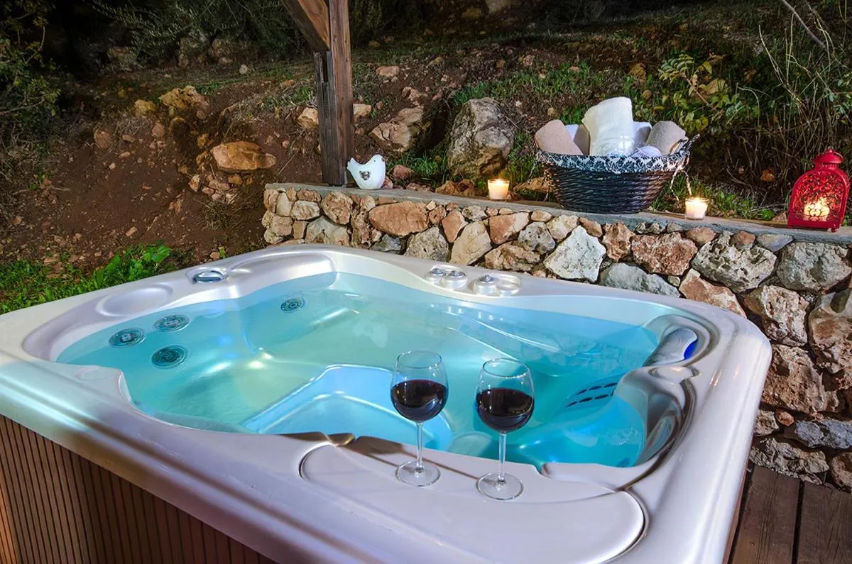 Hot Tub in The Sound Of The Flute