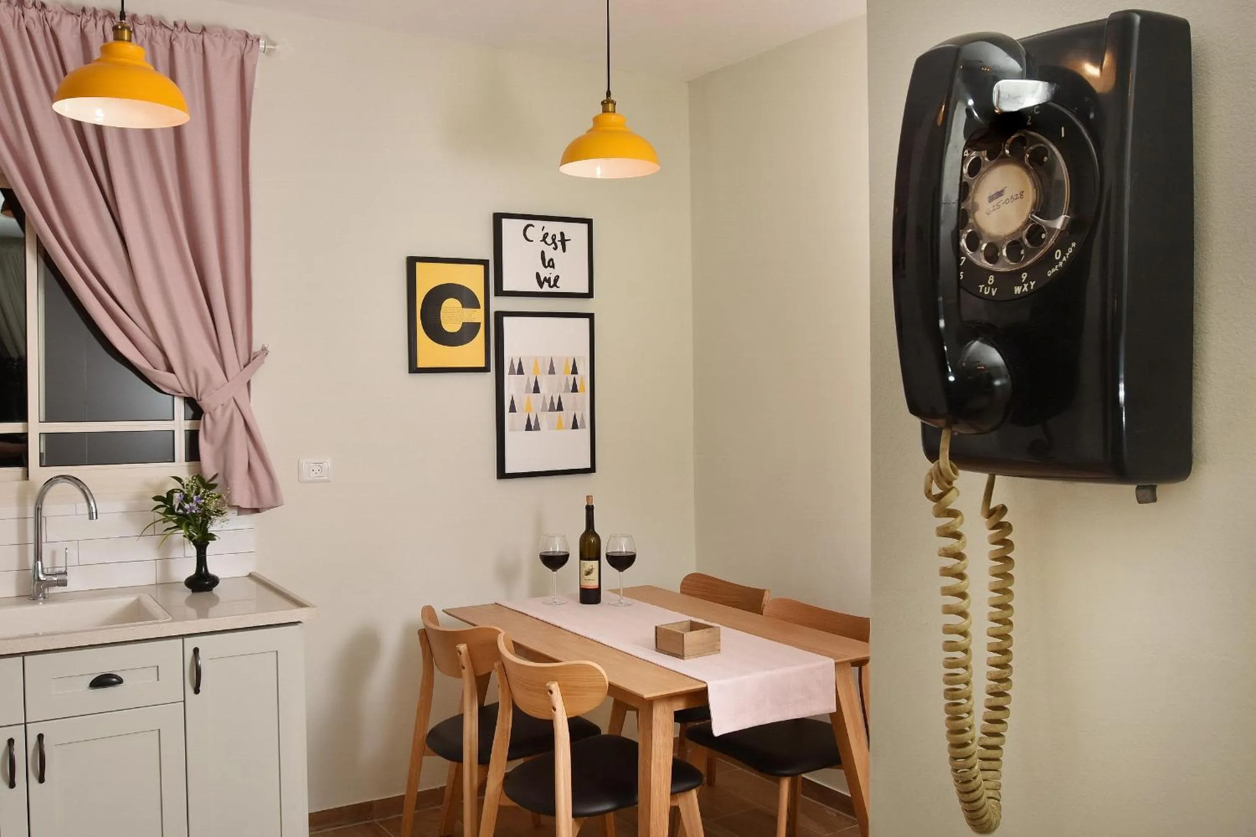 Decorative detail in The Sound Of The Flute